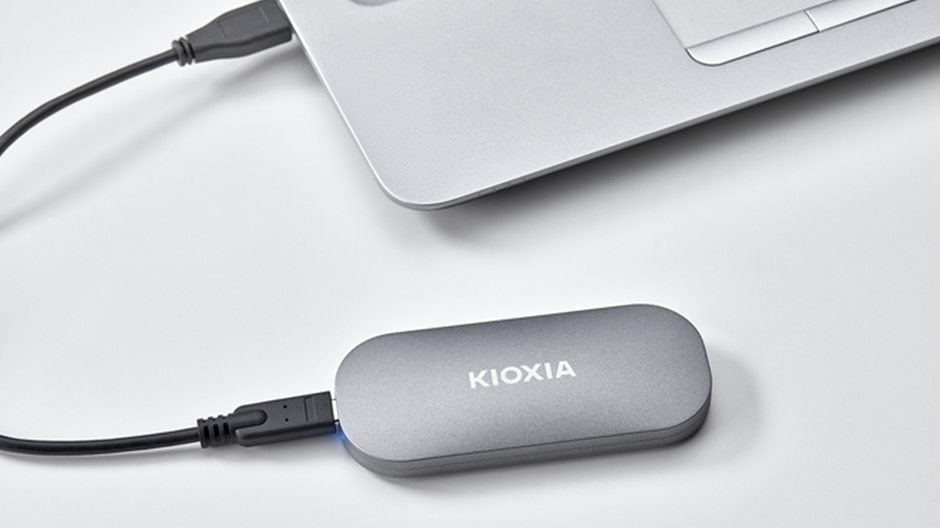 EXCERIA PLUS Portable SSD | KIOXIA - Europe (English)