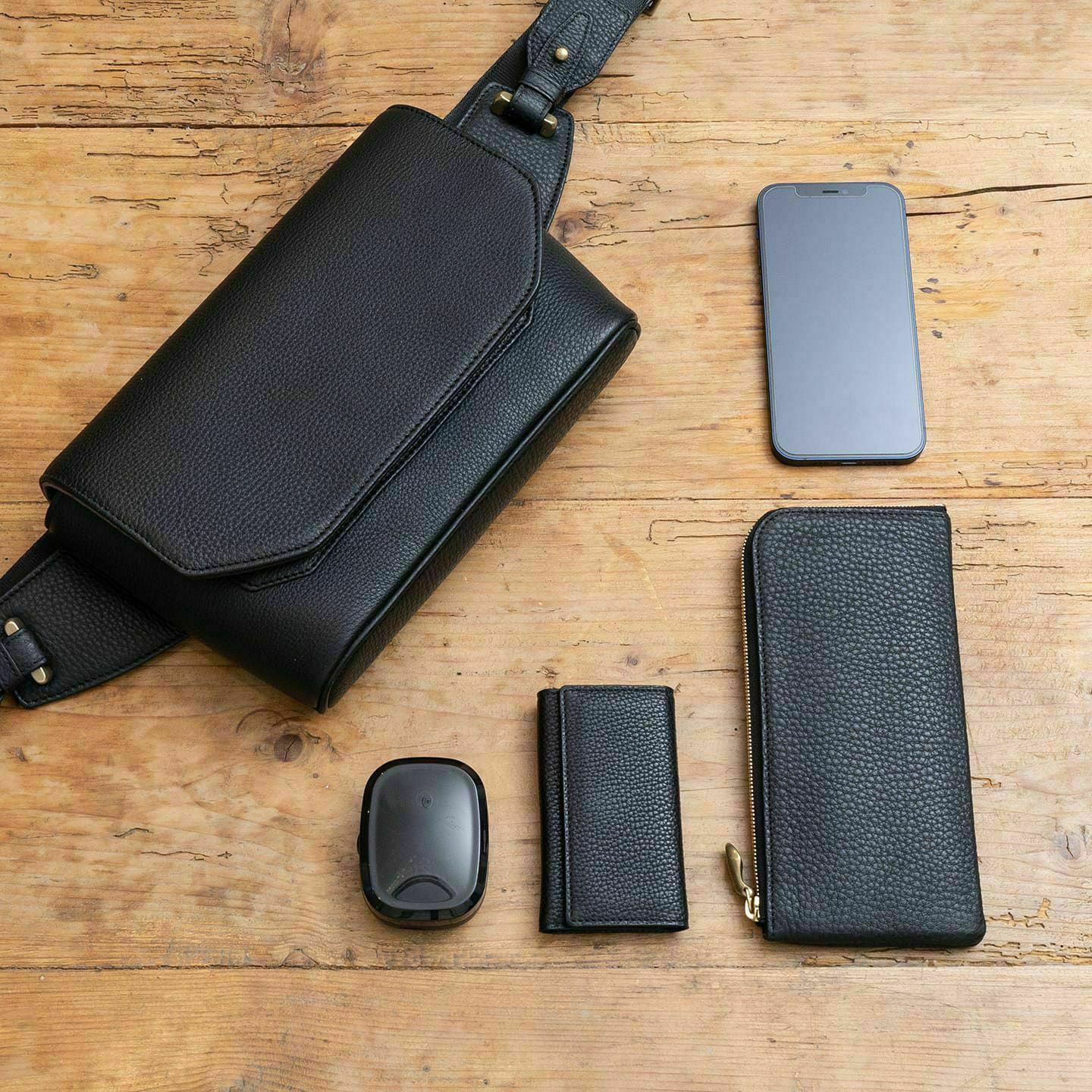 シュリンク ボディバッグ《Liberty》 - British Green - | ETiAM