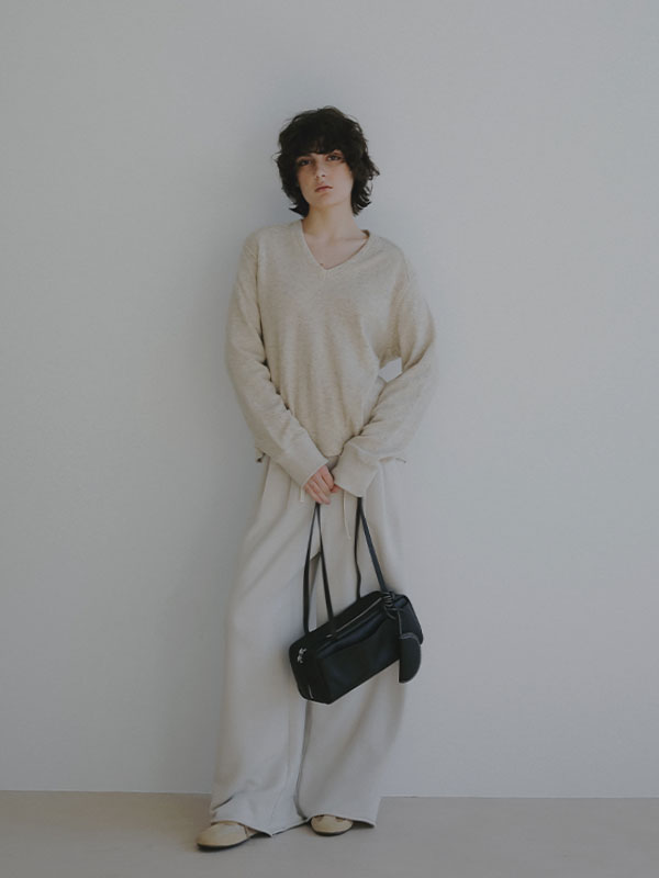 オープンポケットレザーボストン(F BLACK): グッズ │ ETRE TOKYO