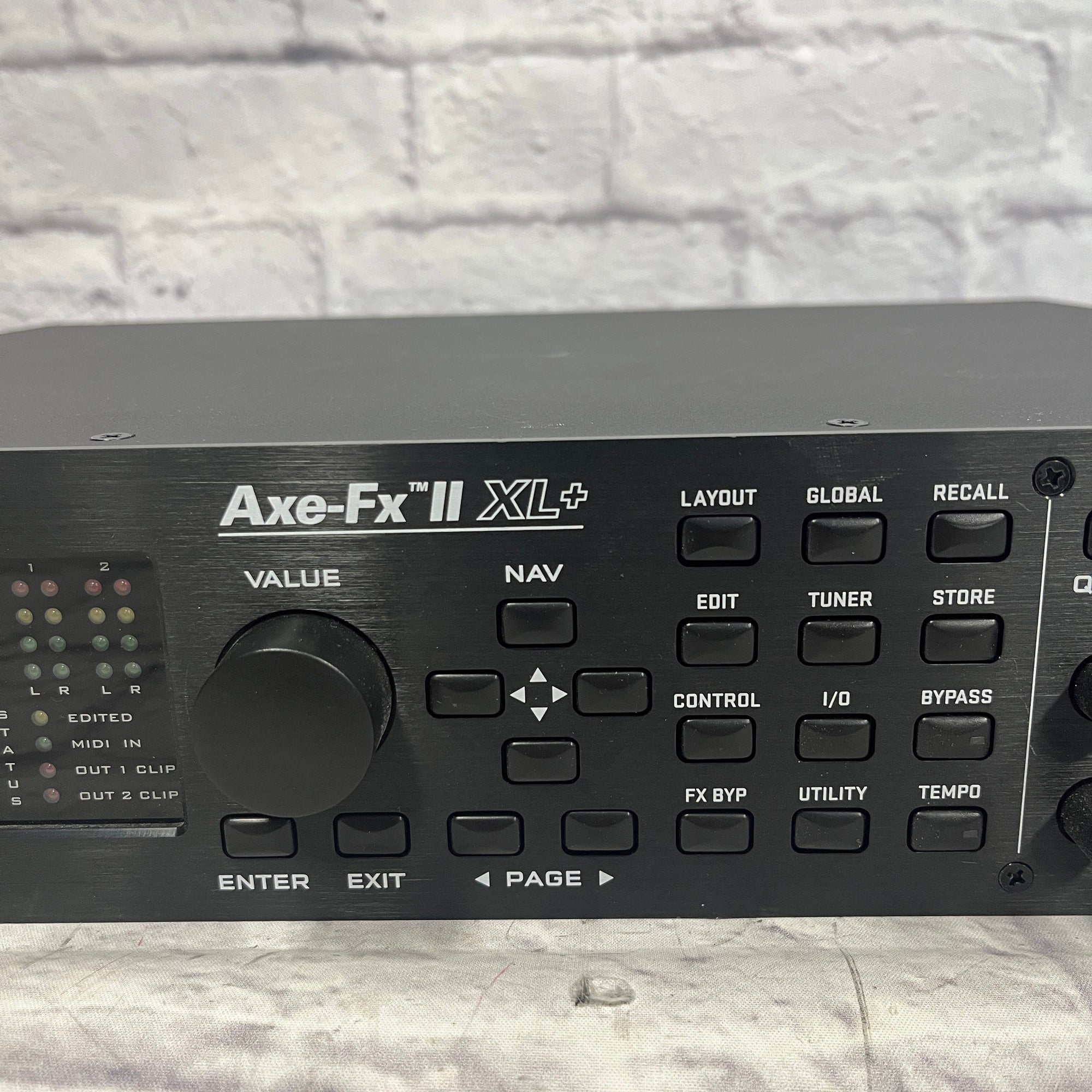 Fractal Audio AXE FX II XL Guitar Amp Head - Evolution Music