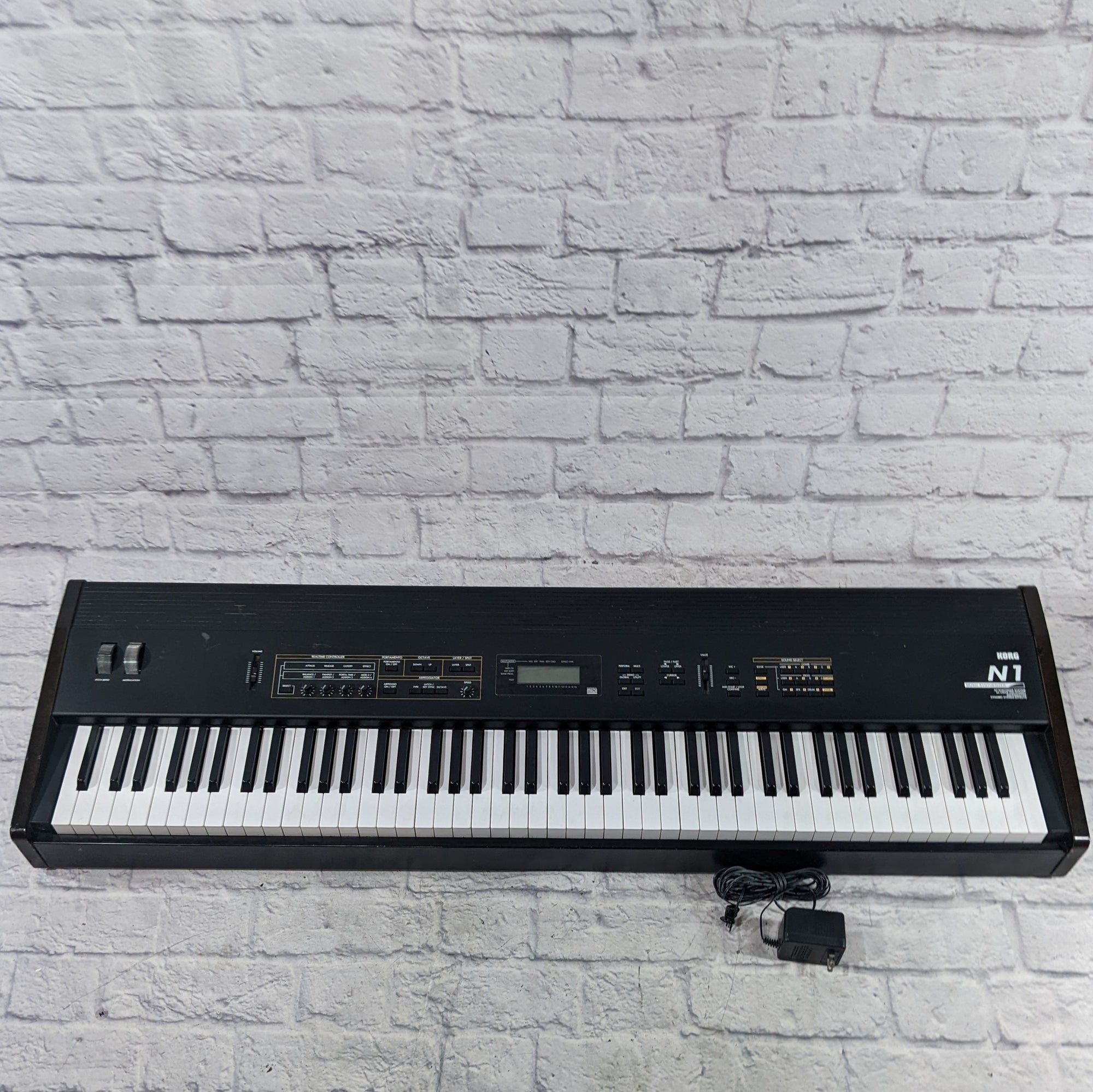 Korg N1 Workstation Music Synthesizer 88 Key Keyboard - Evolution