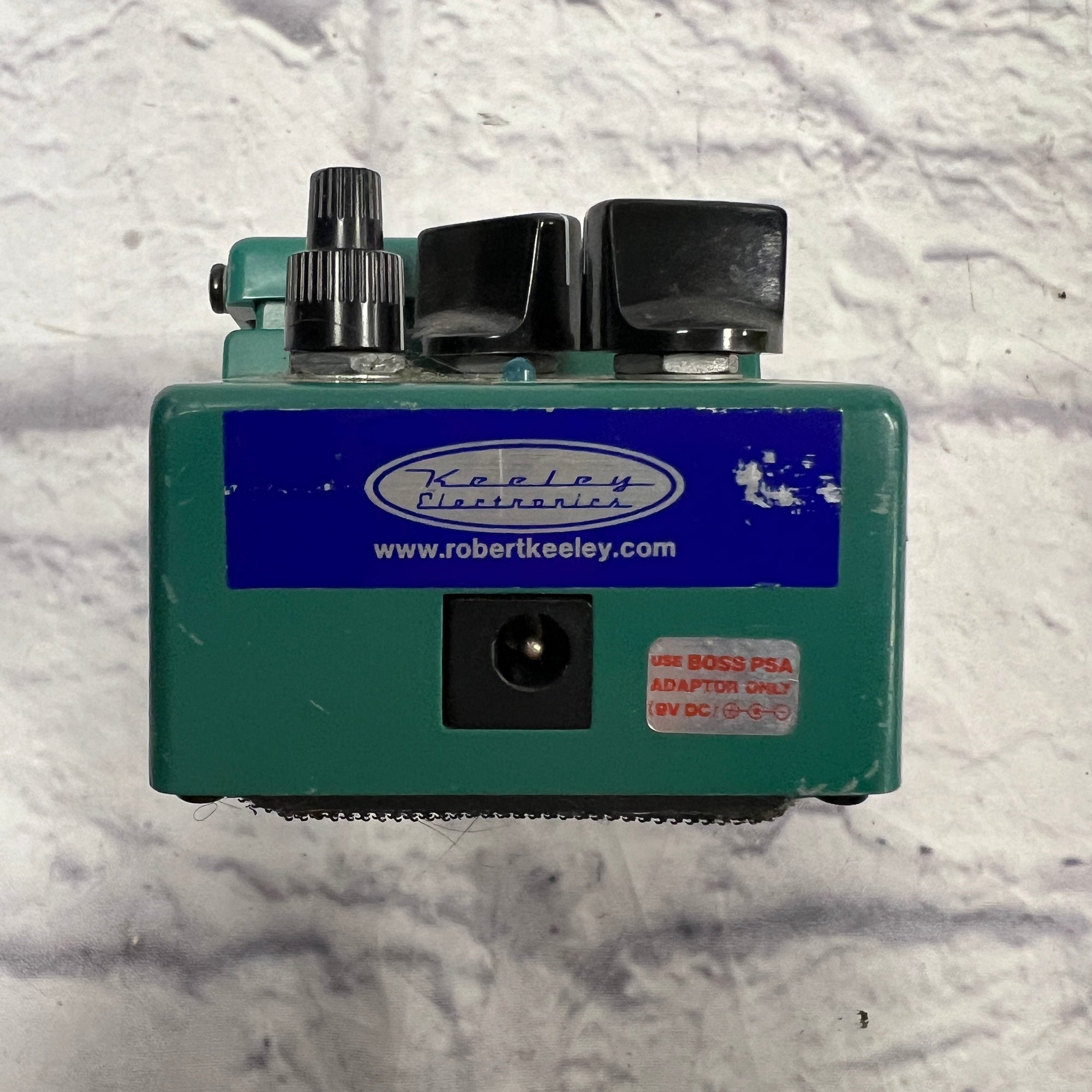 Boss TR-2 Keeley Mod Tremolo Pedal - Evolution Music