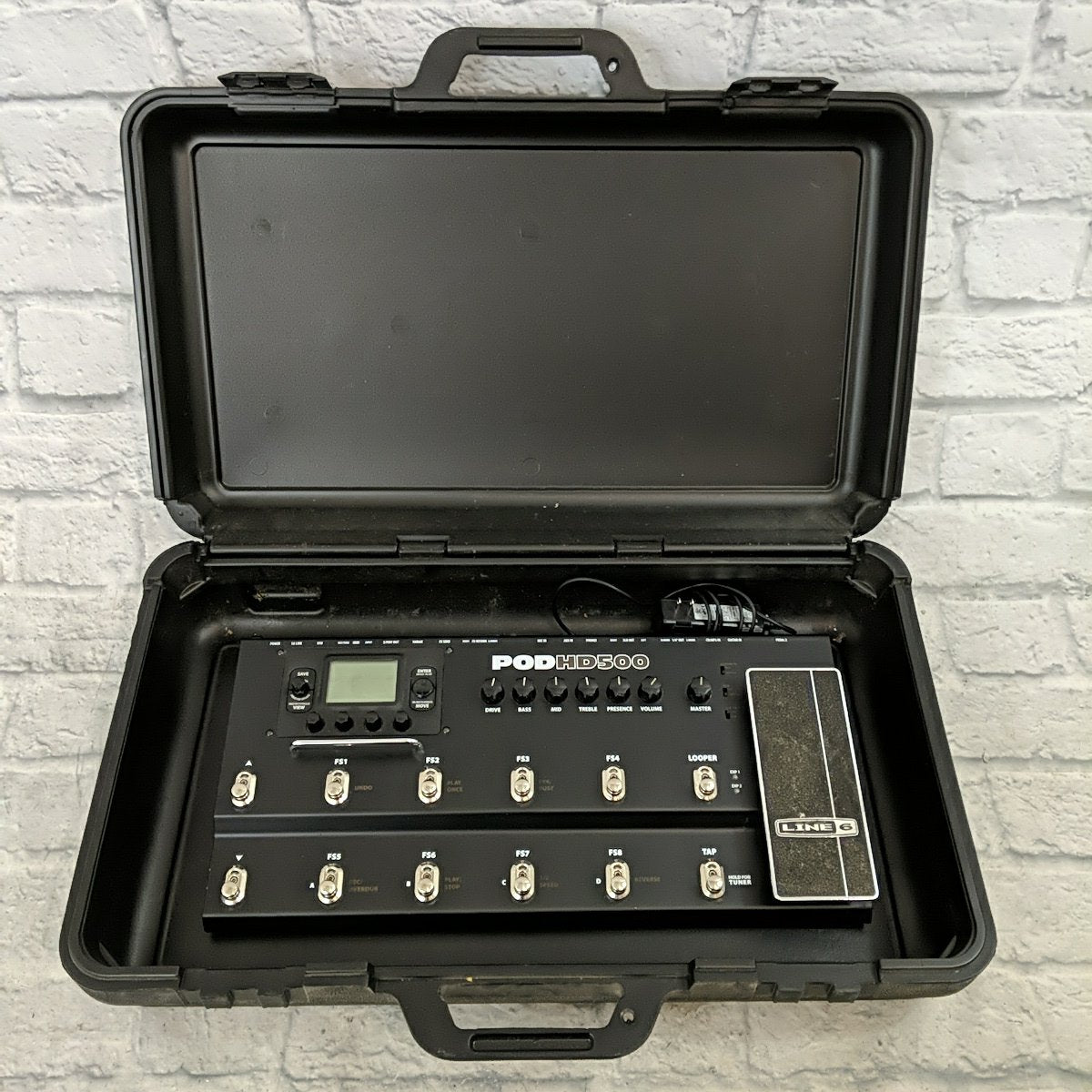 Line 6 POD HD500 Multi-Effect and Amp Modeler with Hard Case