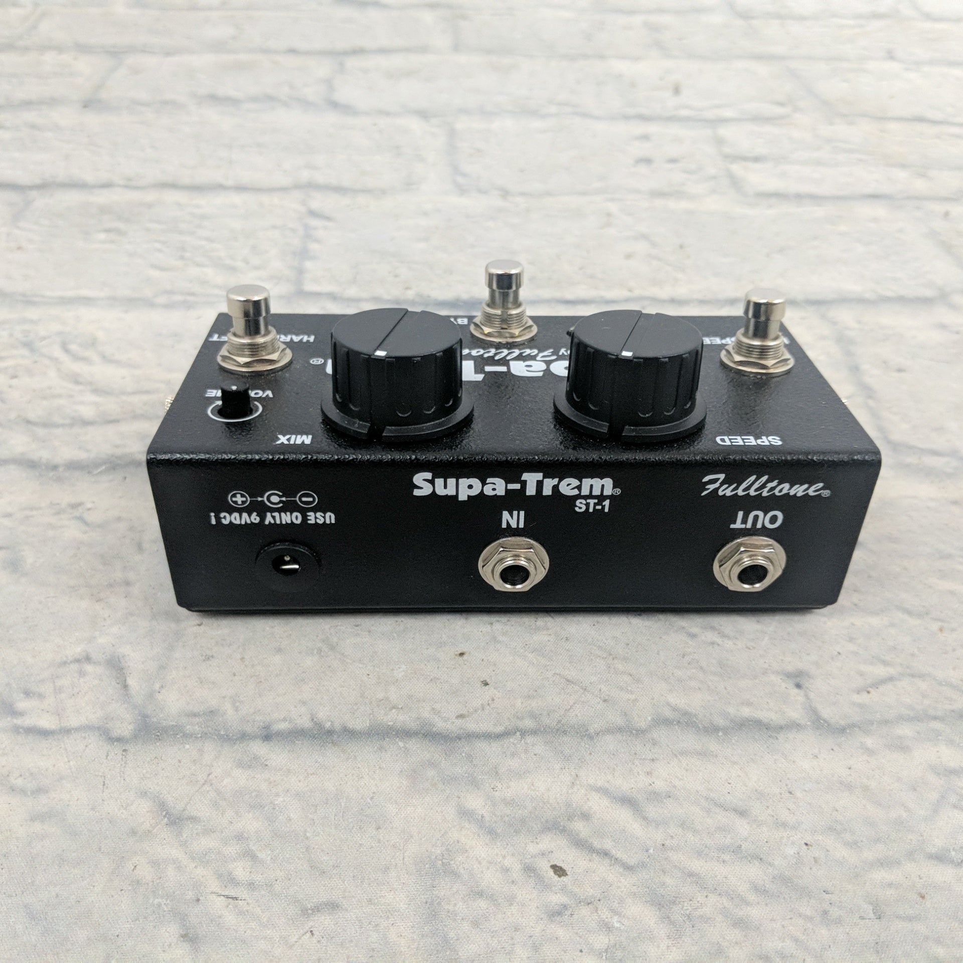 Fulltone Supa-Trem ST-1 Tremolo Pedal - Evolution Music