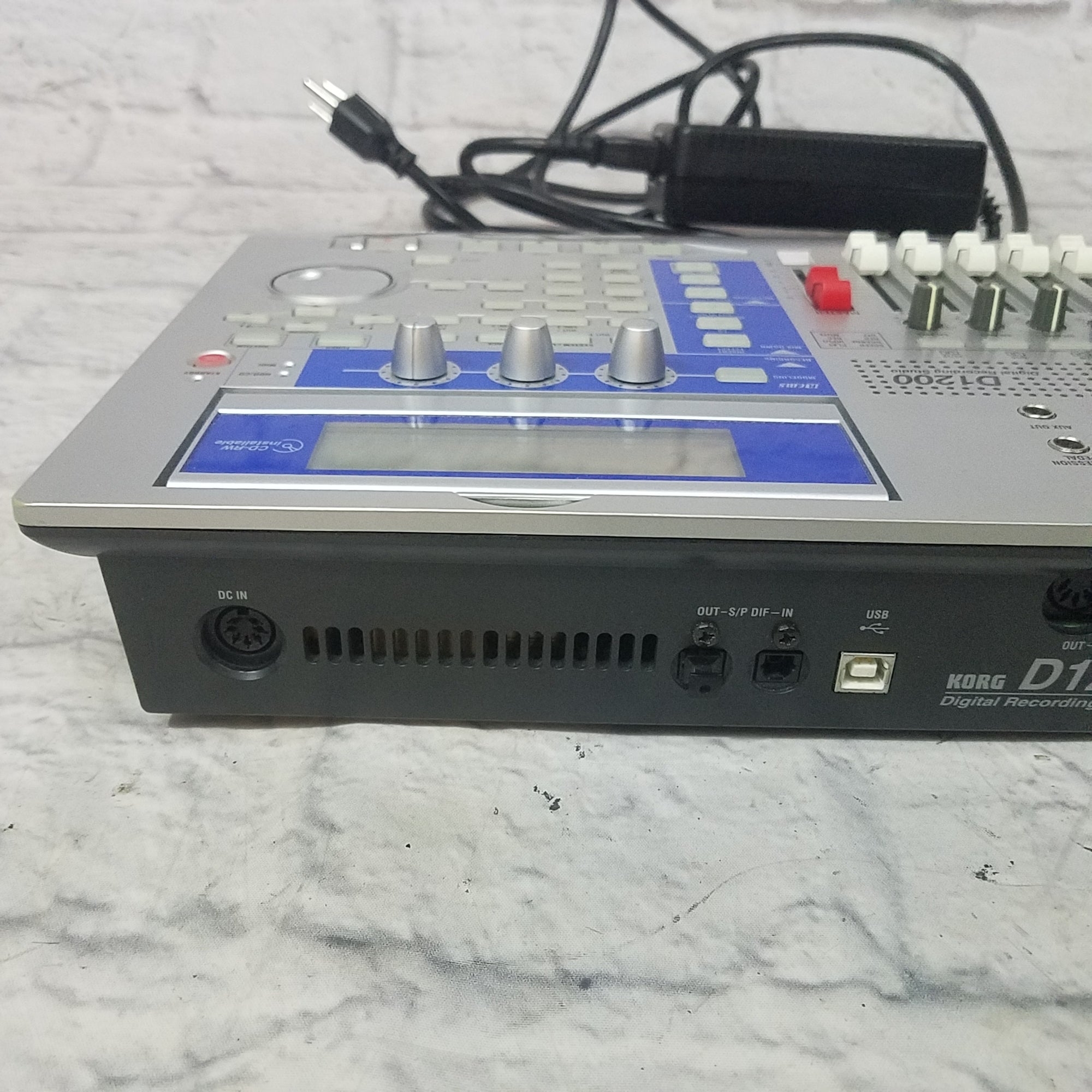 Korg D1200 Digital Recording Studio - Evolution Music