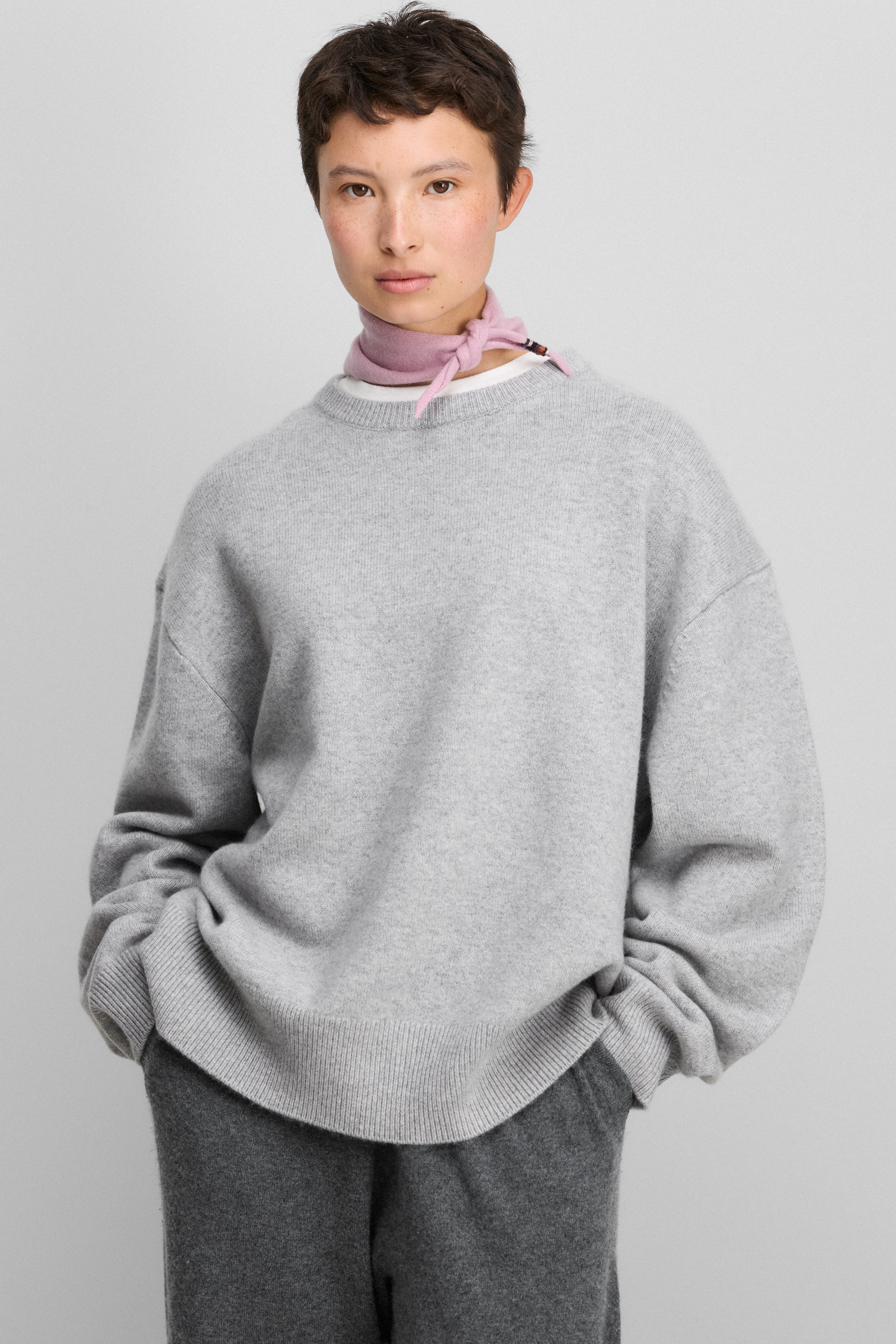 extreme cashmere sweater relaxed – n431 mike – extreme cashmere x