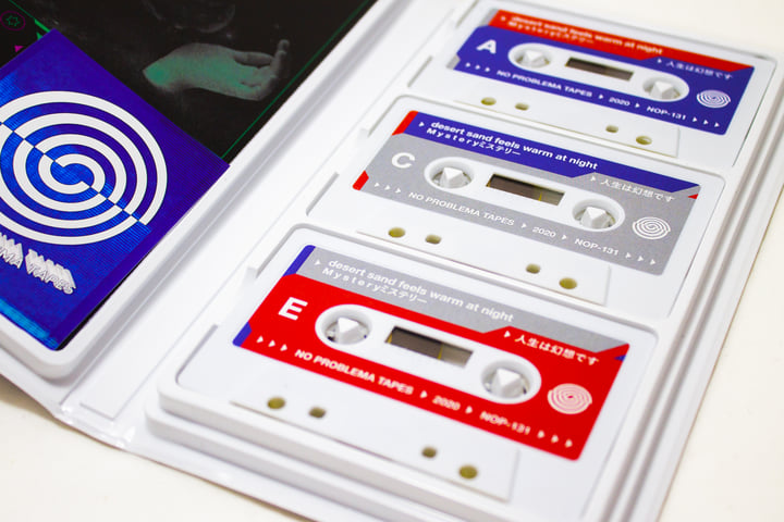 人生は幻想です | M y s t e r yミステリー & desert sand feels warm