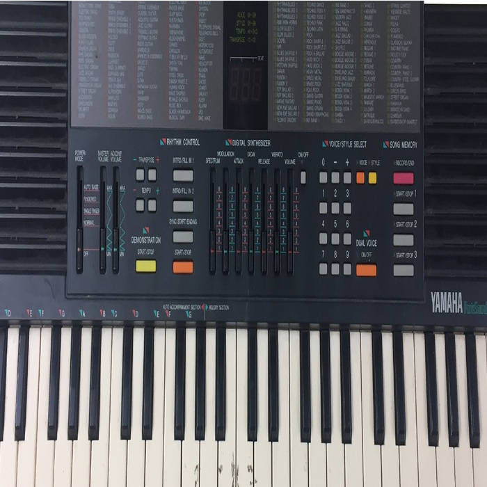 IMPROS CON EL TECLADO YAMAHA PORTASOUND PSS-390 | NEURALGIA