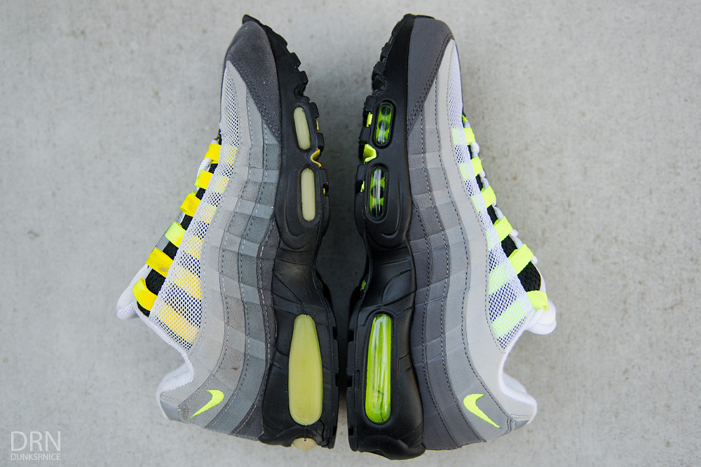 D U N K S R N I C E: Comparisons - 1995 & 2015 Nike Air Max Neon 95