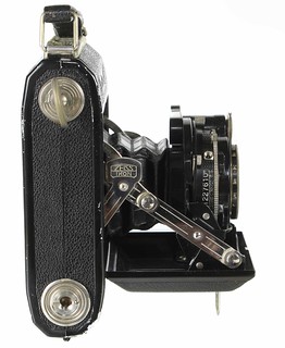 Super Ikonta 530 - Camera-wiki.org - The free camera encyclopedia