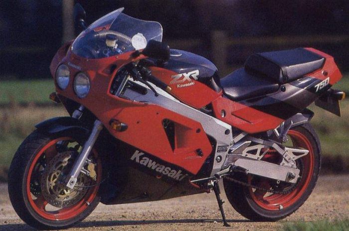 Kawasaki ZXR 750 STINGER H2 1990 - Motorcycle specifications, reviews