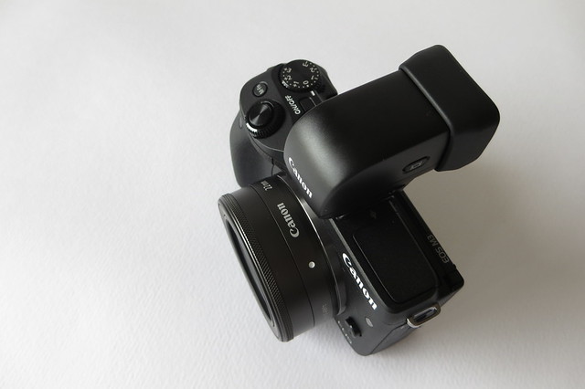 ミラーレス Canon EOS M3 を購入！レンズ3本で1kgの軽さは普段使いに