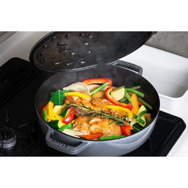 レンタル] STAUB ストウブ ブレイザー・ソテーパン ブラック 26cm 鋳物