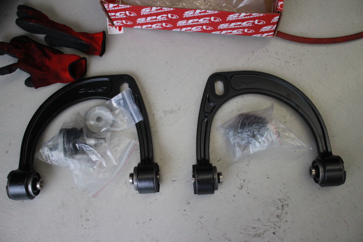 プラド GDJ150 アッパーアーム交換 四輪アライメント - カー用品持込