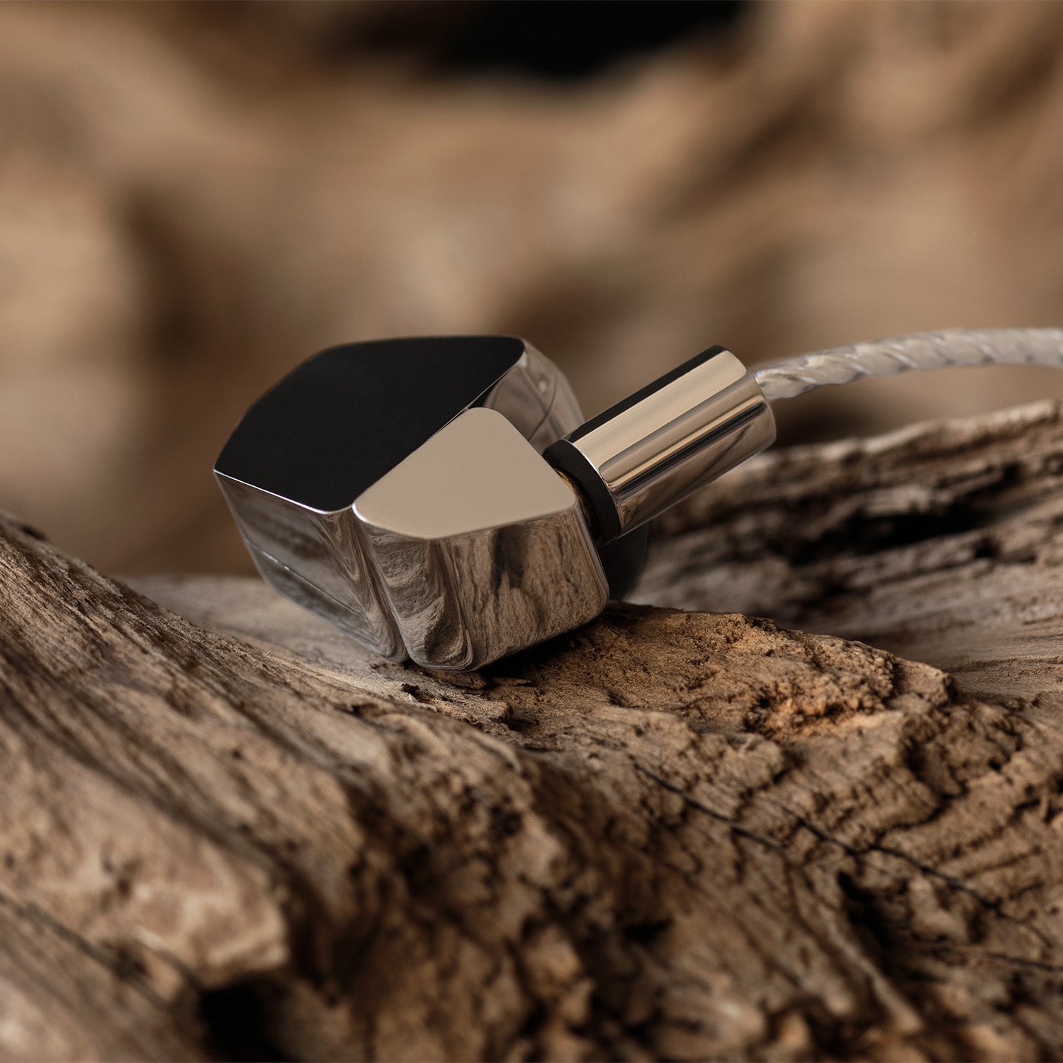 A8000｜final-イヤホン・ワイヤレスイヤホン・ヘッドホン｜final 公式