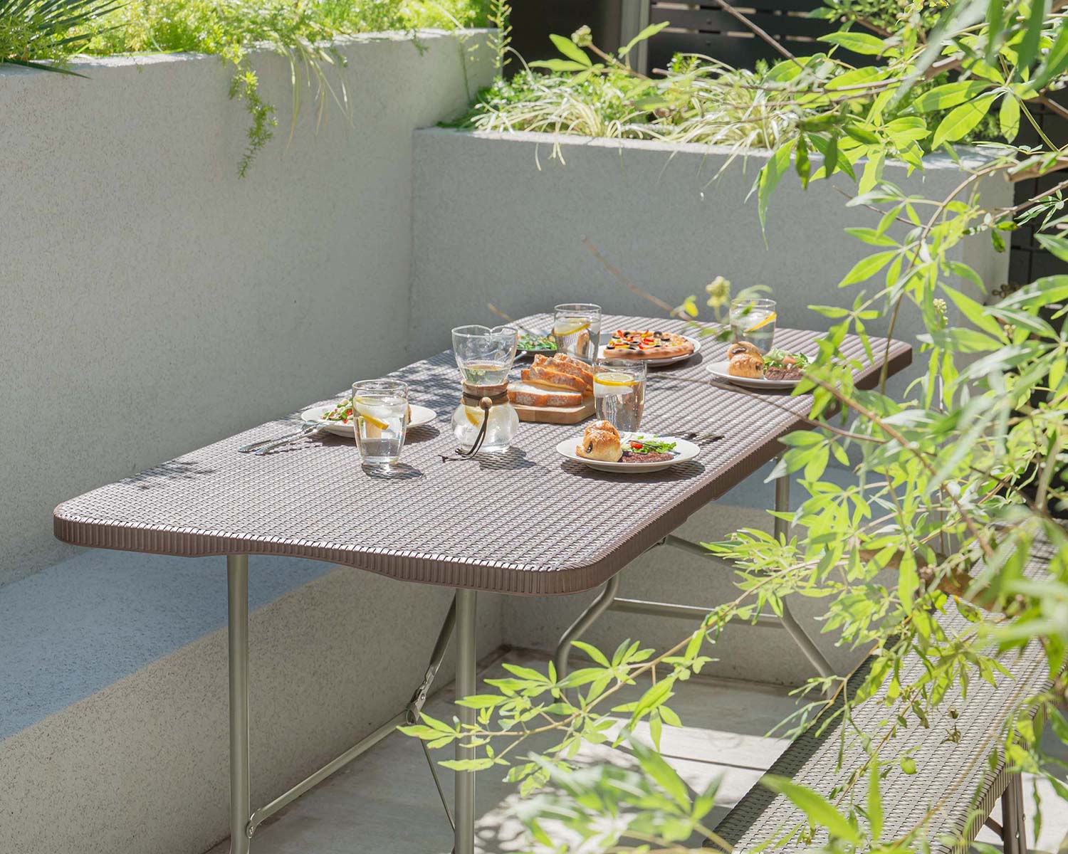 FIELDOOR（フィールドア） | ラタン調折りたたみガーデンテーブル