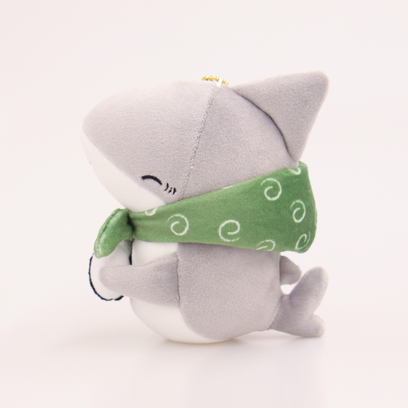 おでかけ子ザメむにゅぐるみマスコット｜むにゅぐるみパティオ公式サイト