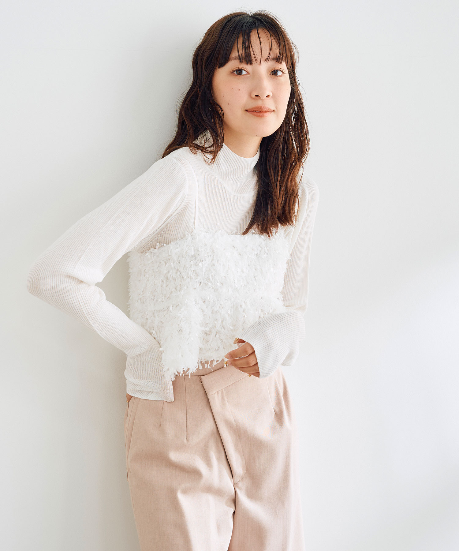 フラッフィーペプラムキャミ×シアーリブタートルニット｜PETAL ONLINE