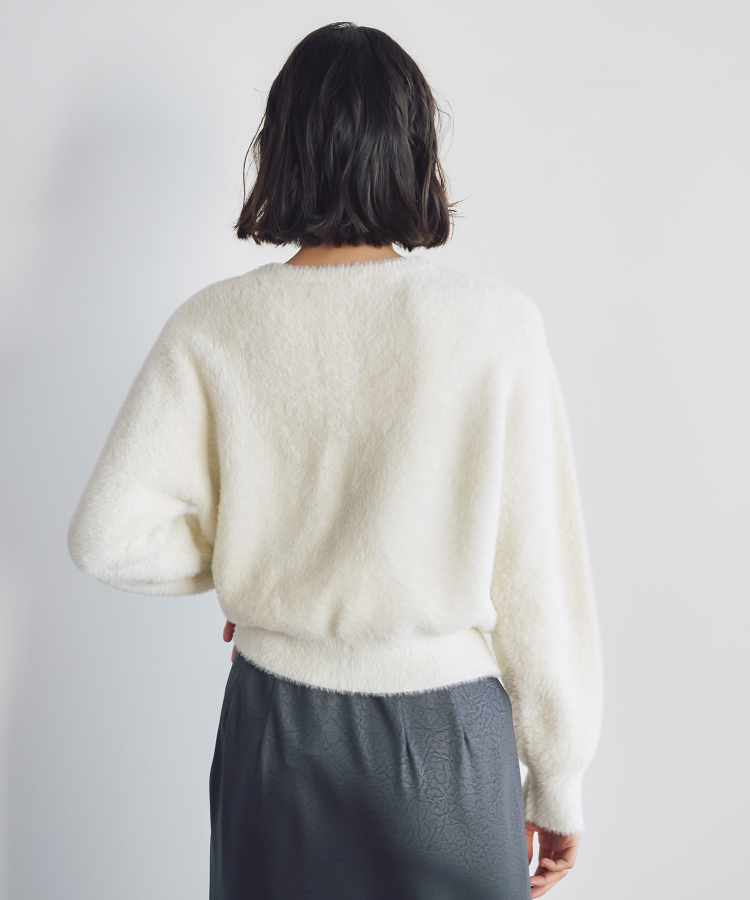 フェザーヤーンパールボタンニットカーディガン｜PETAL ONLINE（ペタル