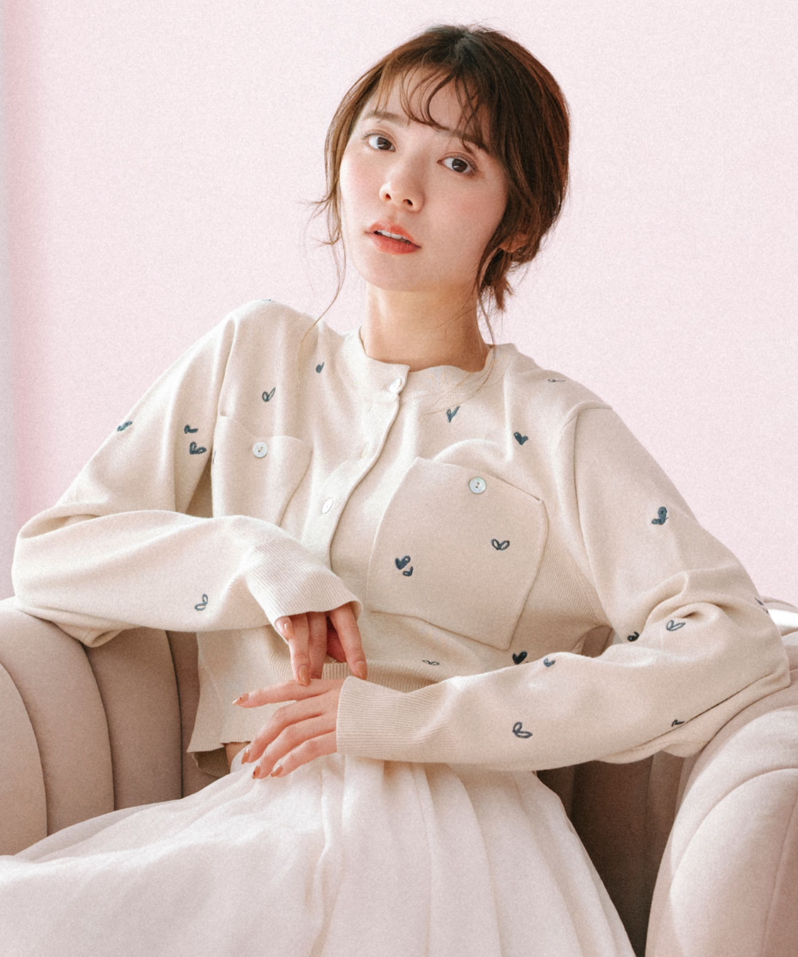 小花/ハート刺繍ニットカーディガン｜PETAL ONLINE（ペタルオンライン）