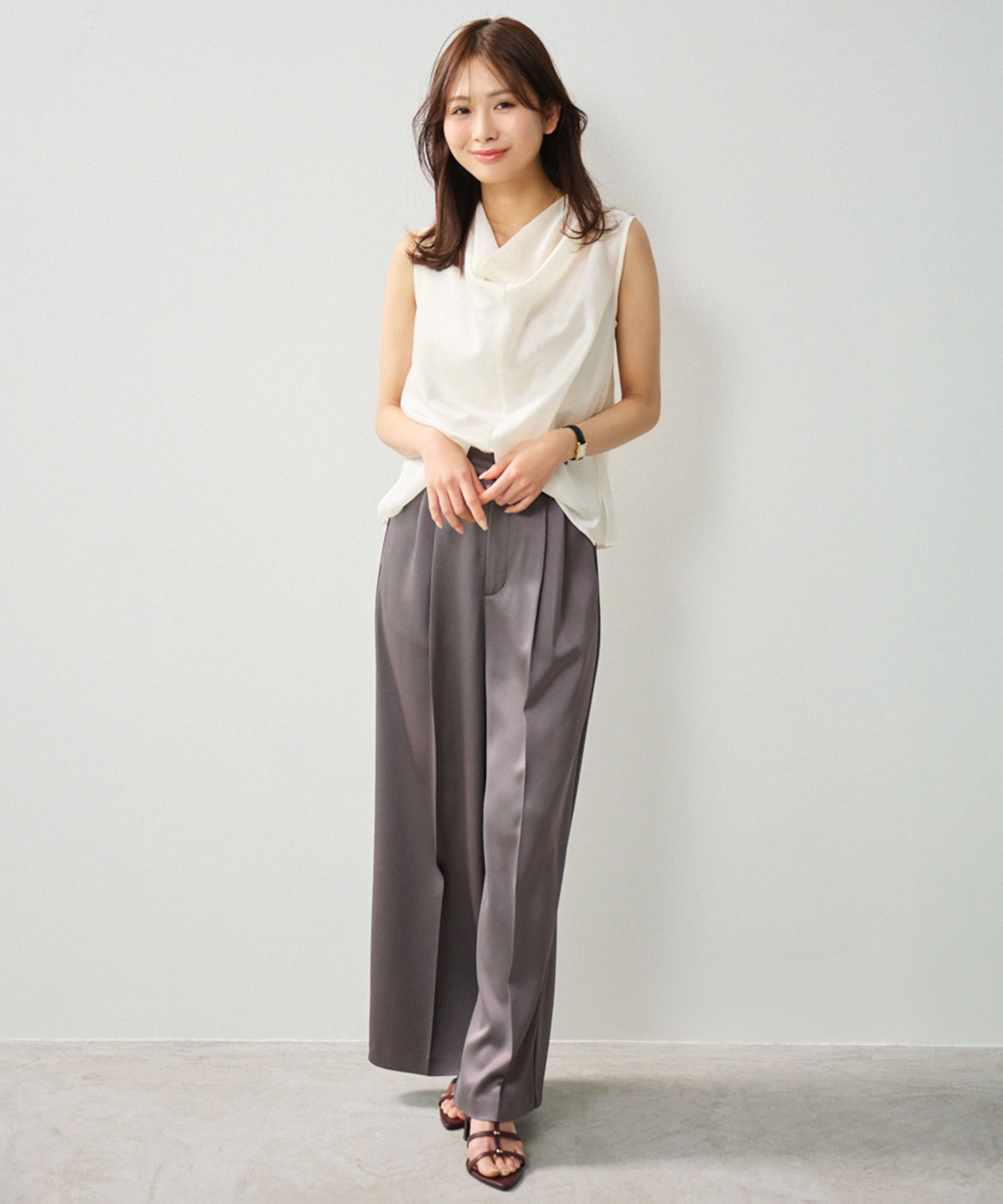 ドレープネックブラウス｜PETAL ONLINE（ペタルオンライン）