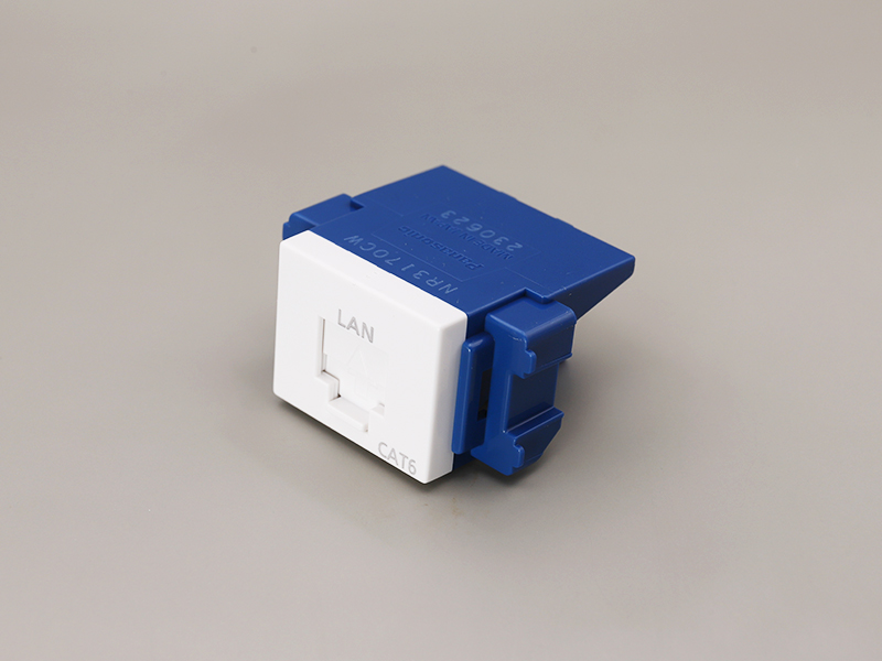 情報モジュラジャック CAT6 埋込型 パナソニック NR3170 | 家具