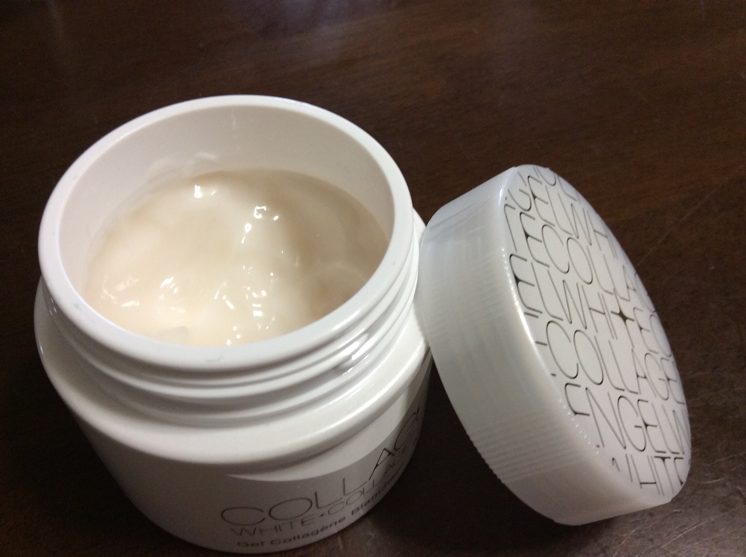 ノエビア / 薬用ホワイトニングゲルの公式商品情報｜美容・化粧品情報