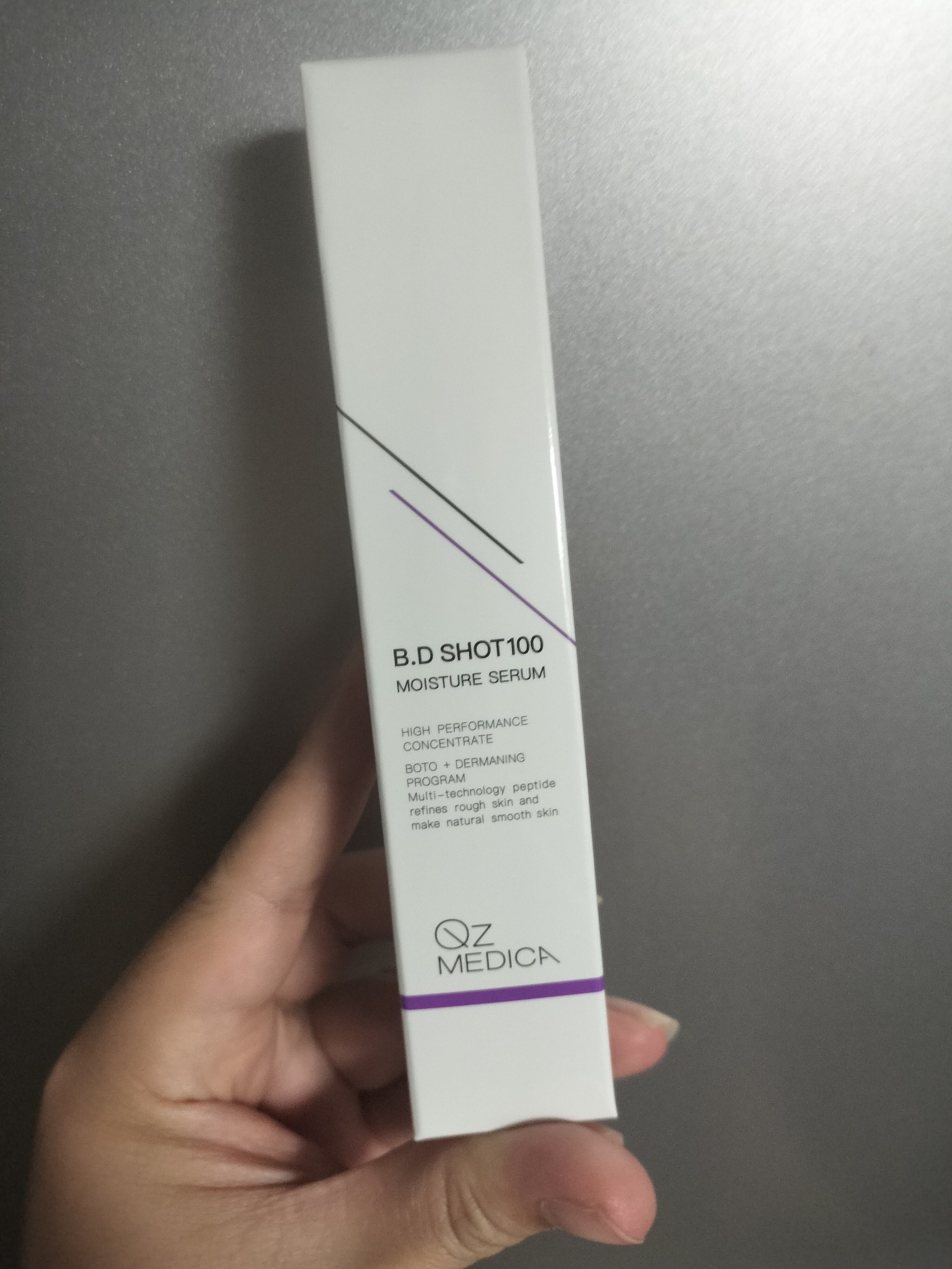 Qz MEDICA / B.D SHOT100 MOISUTURE SERUMの商品情報｜美容・化粧品