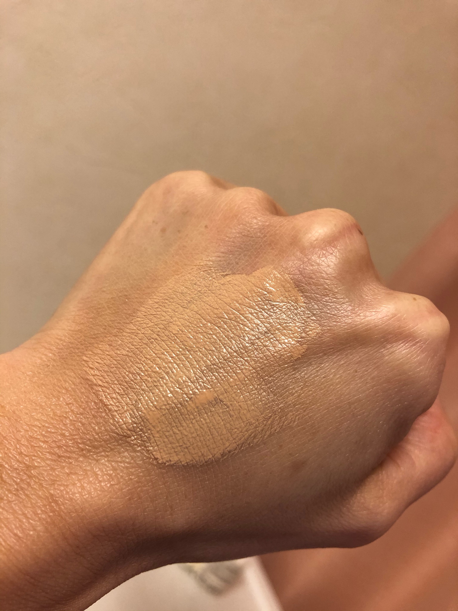 アネッサ / パーフェクトUV スキンケアBB ファンデーション aの