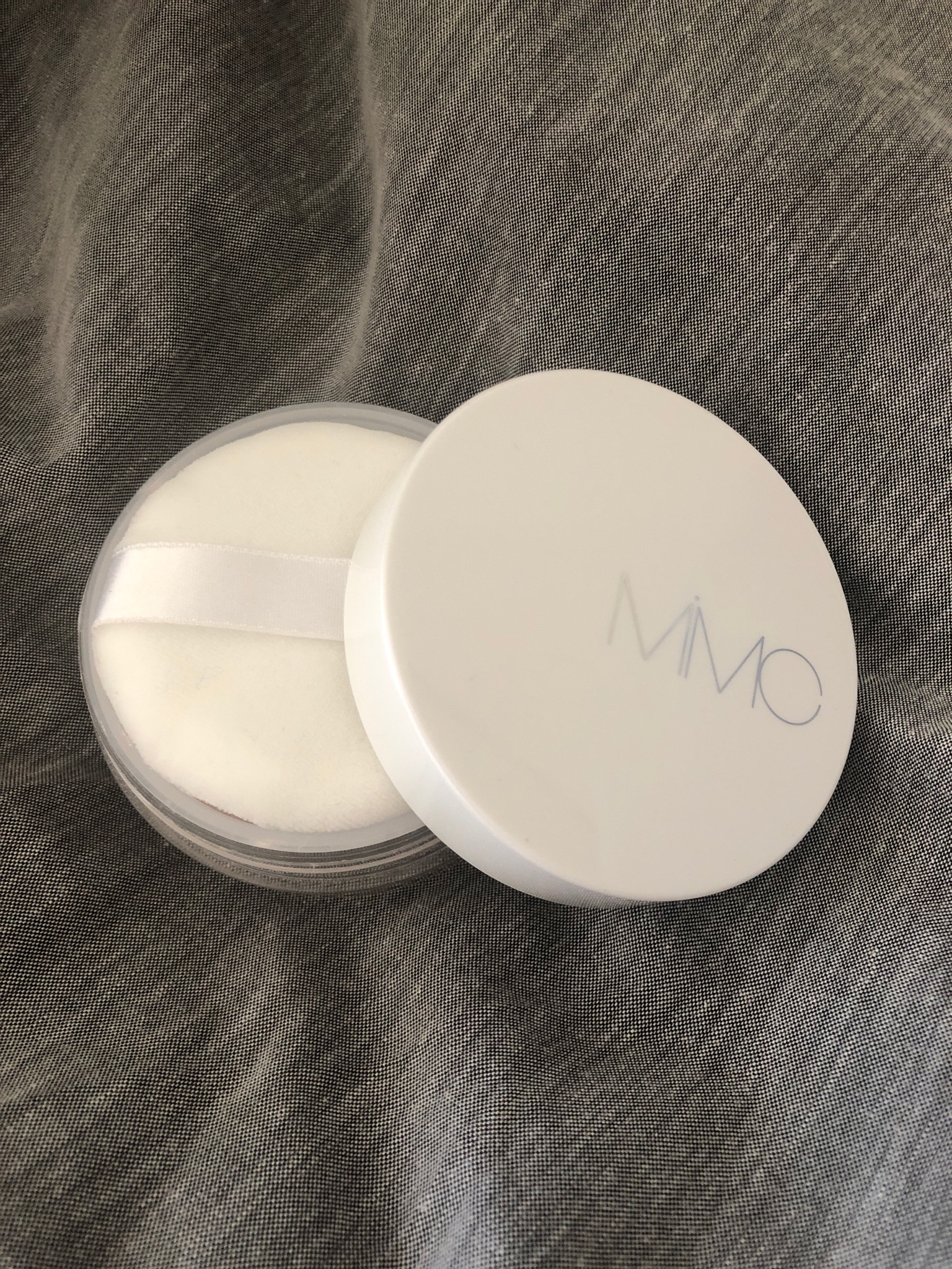 MiMC エムアイエムシー / 美白ルースパウダー クリアピンクの公式商品