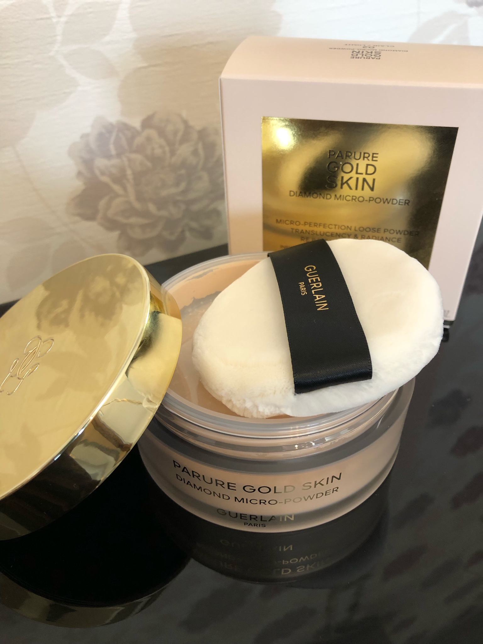 ゲラン / パリュール ゴールド スキン D-マイクロパウダーの公式商品