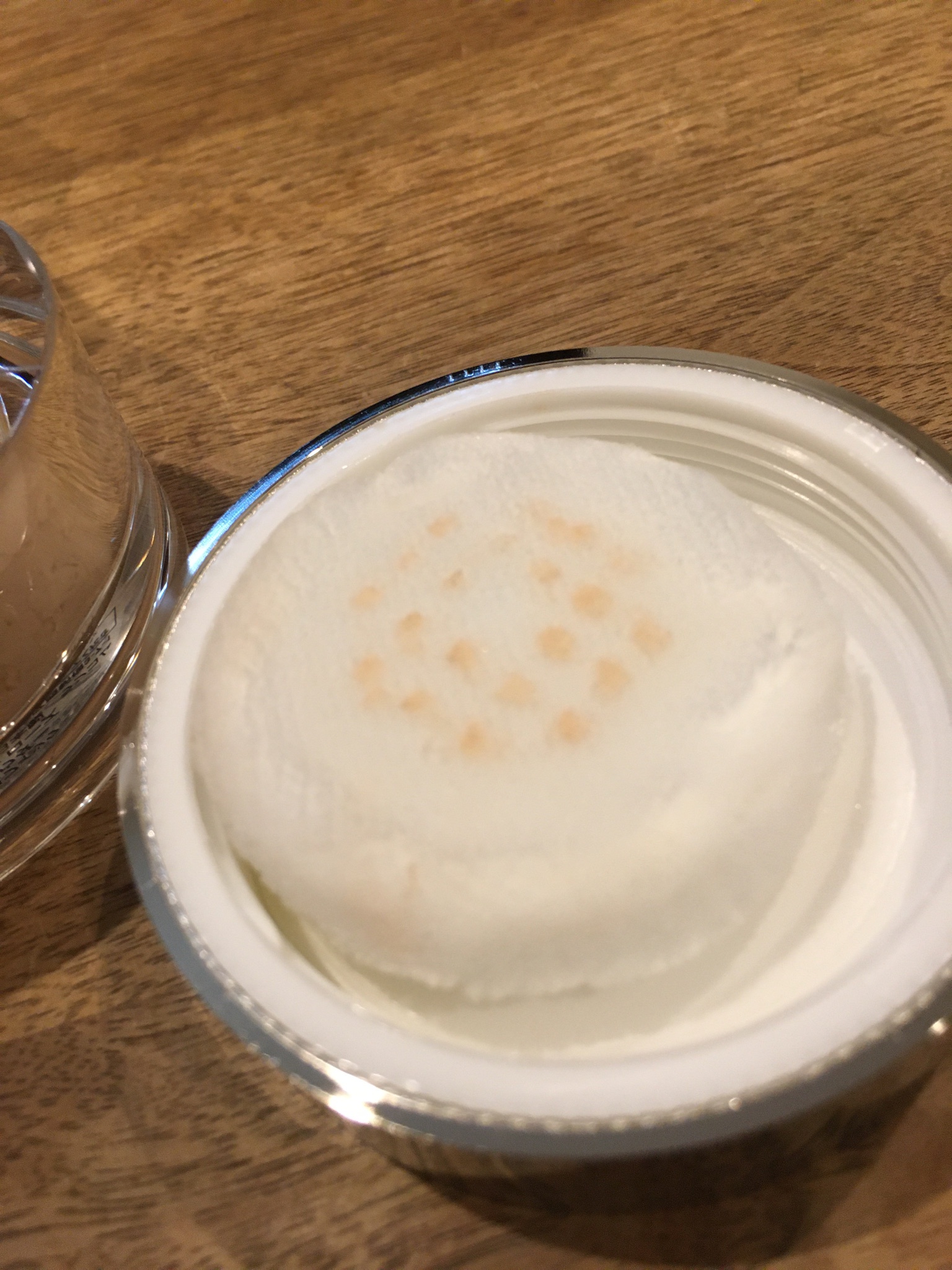 ランコム / タン クラリフィック ルース パウダーの公式商品情報｜美容