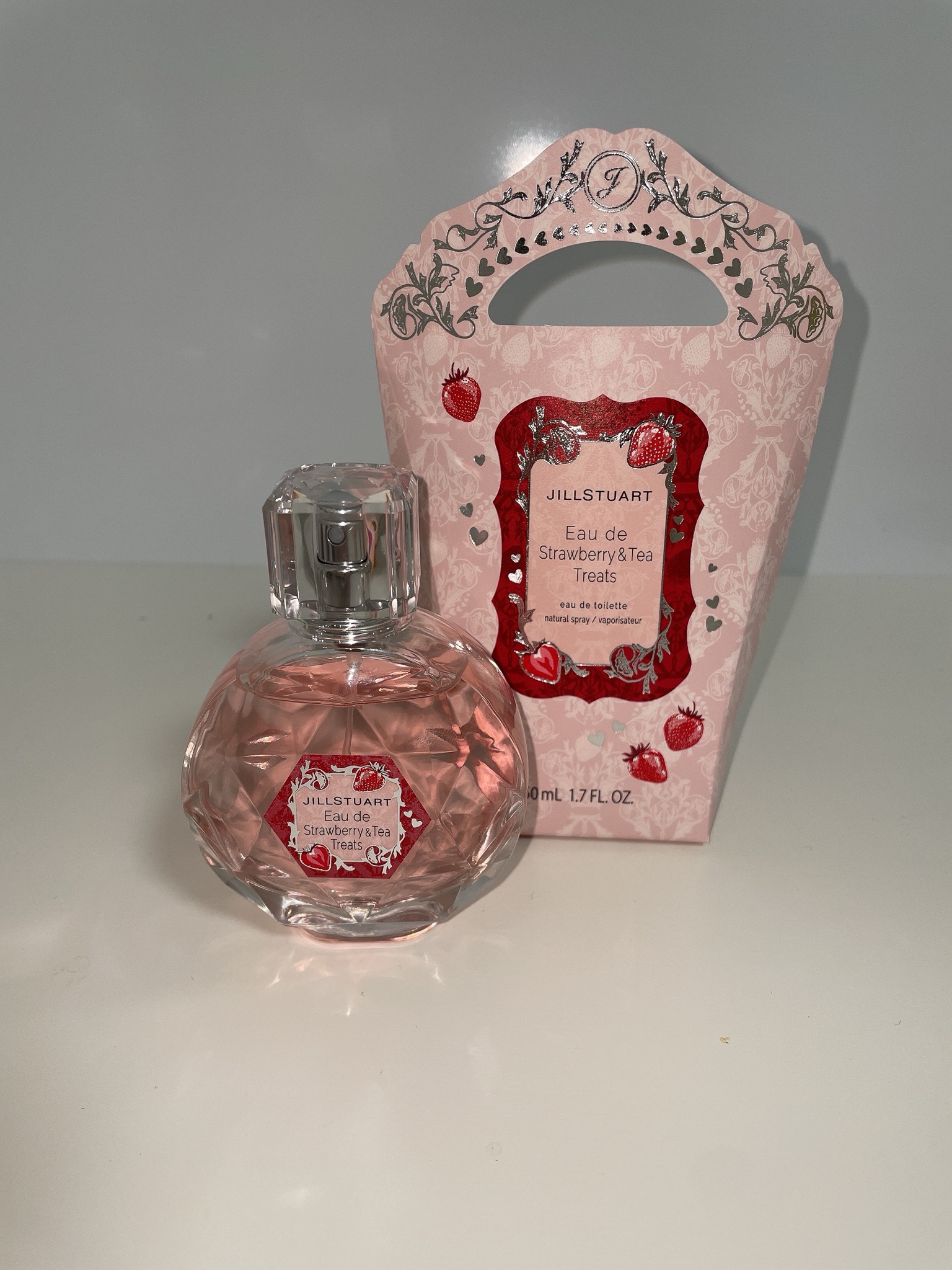 ジルスチュアート / オード ストロベリー＆ティー トリーツの公式商品