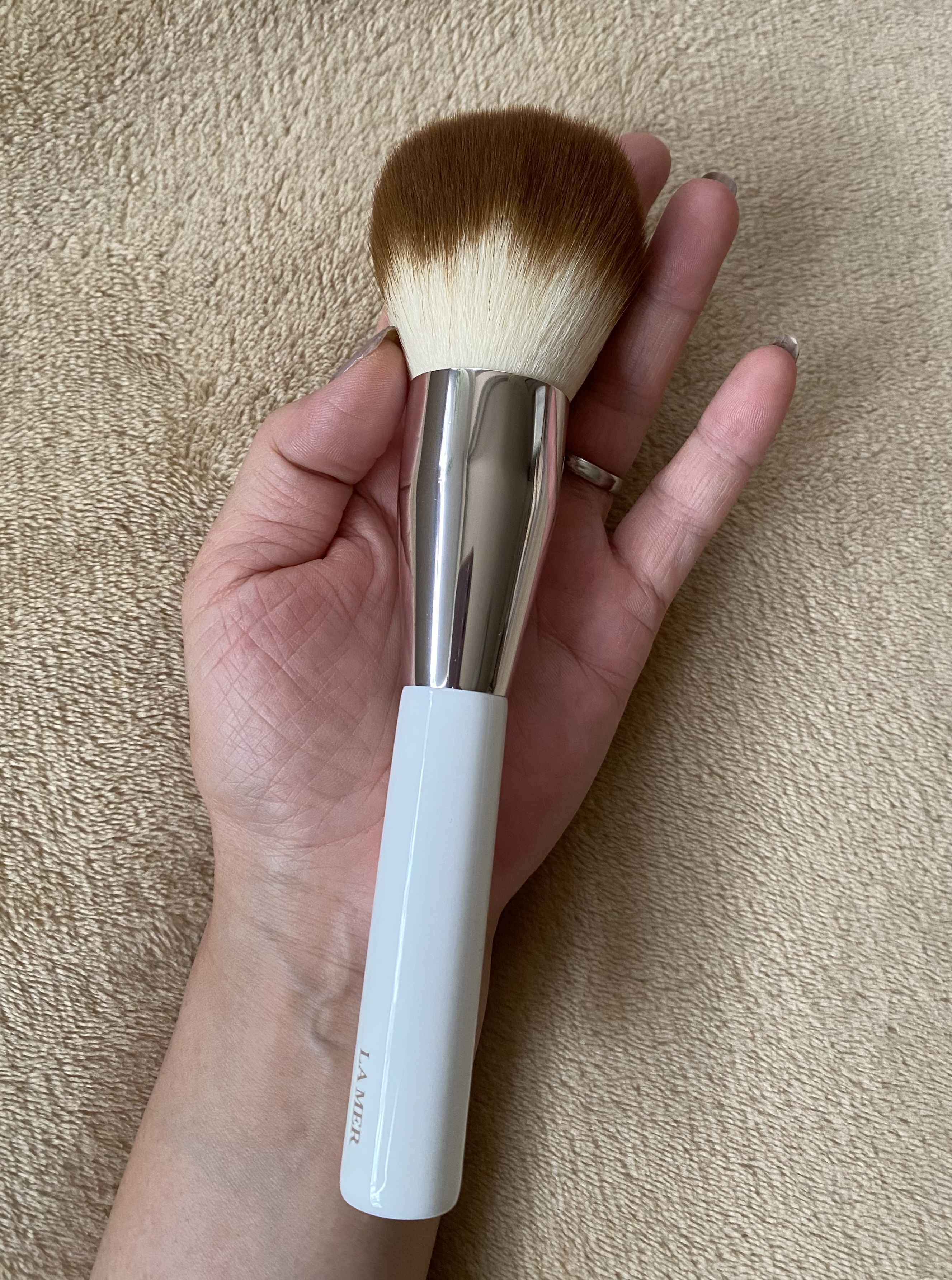 ラ・メール / ザ・パウダー ブラシの公式商品情報｜美容・化粧品情報は