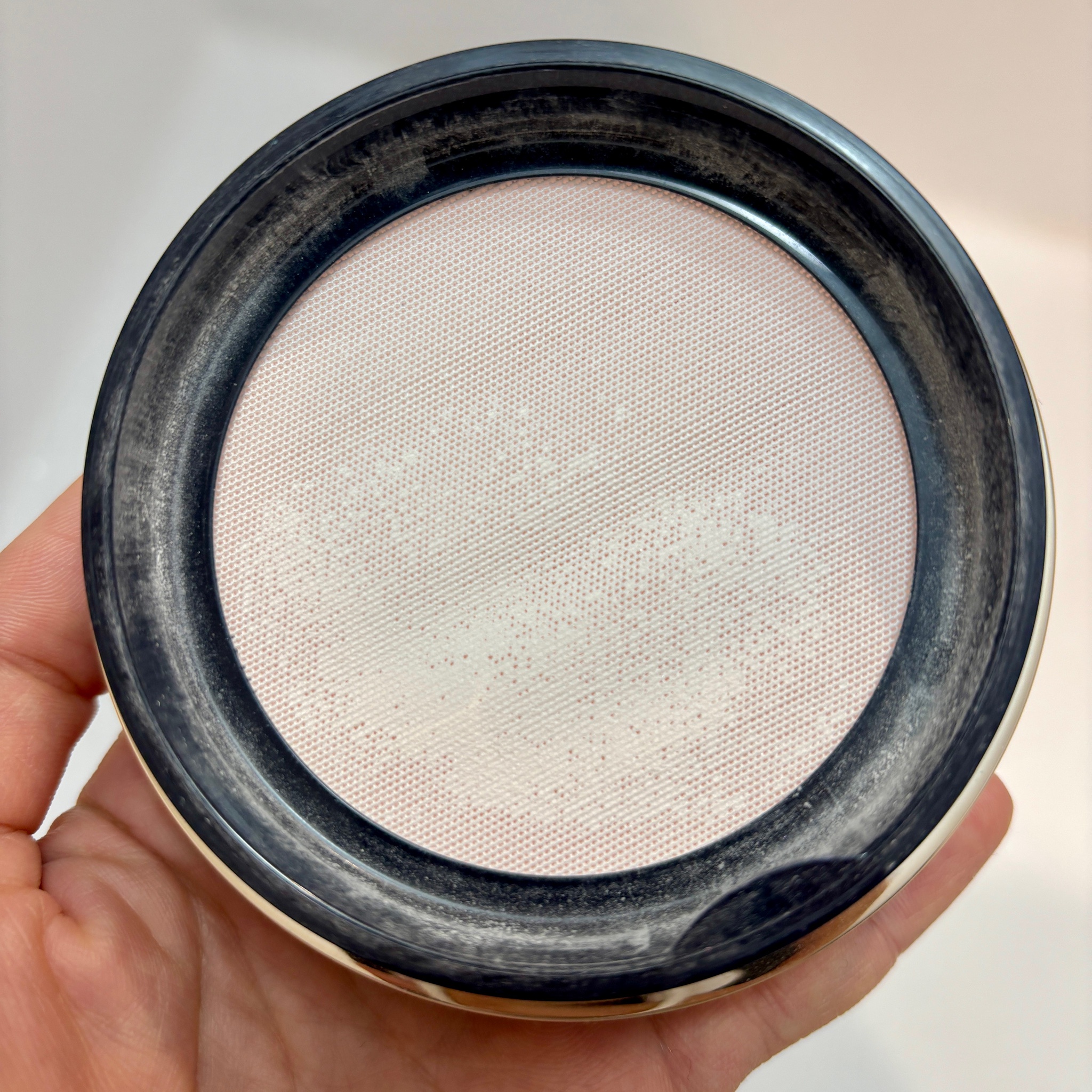 クレ・ド・ポー ボーテ / プードルトランスパラントn M 1の公式商品