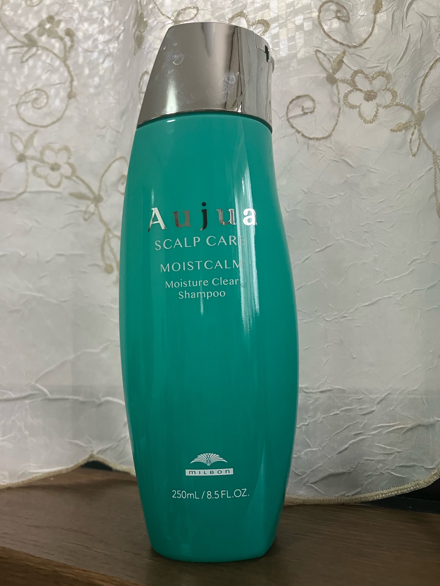 オージュア / モイストカーム モイスチュアクリアシャンプーの公式商品