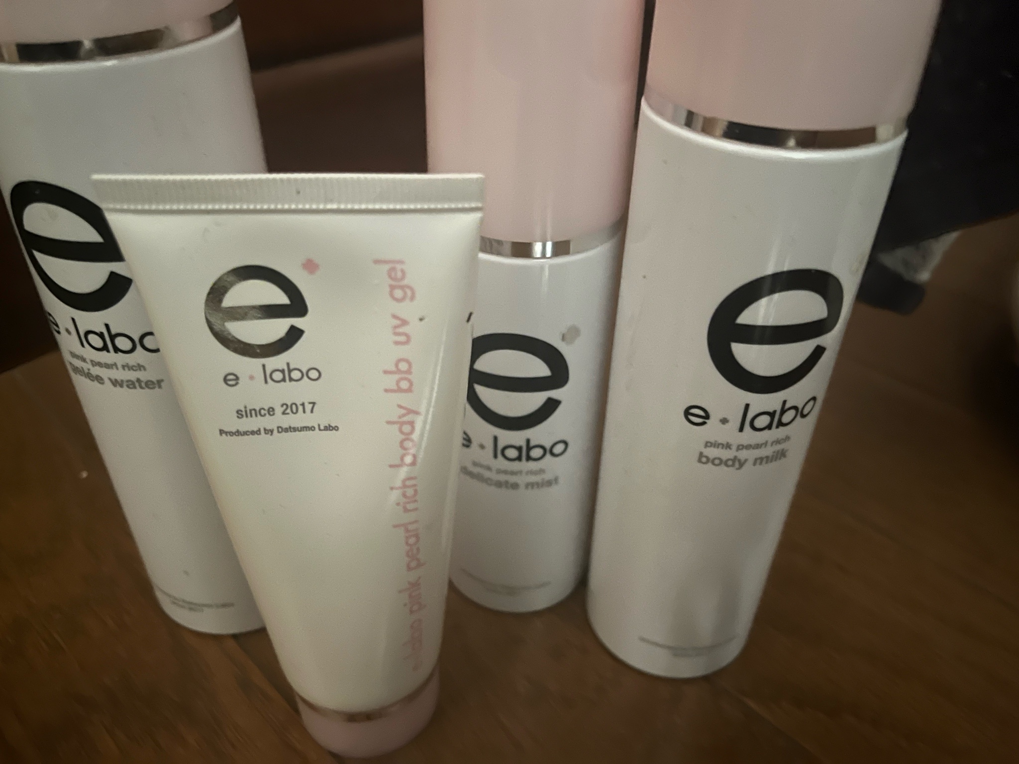 脱毛ラボ / イーラボ ピンク パール リッチ ボディミルクEXの商品情報