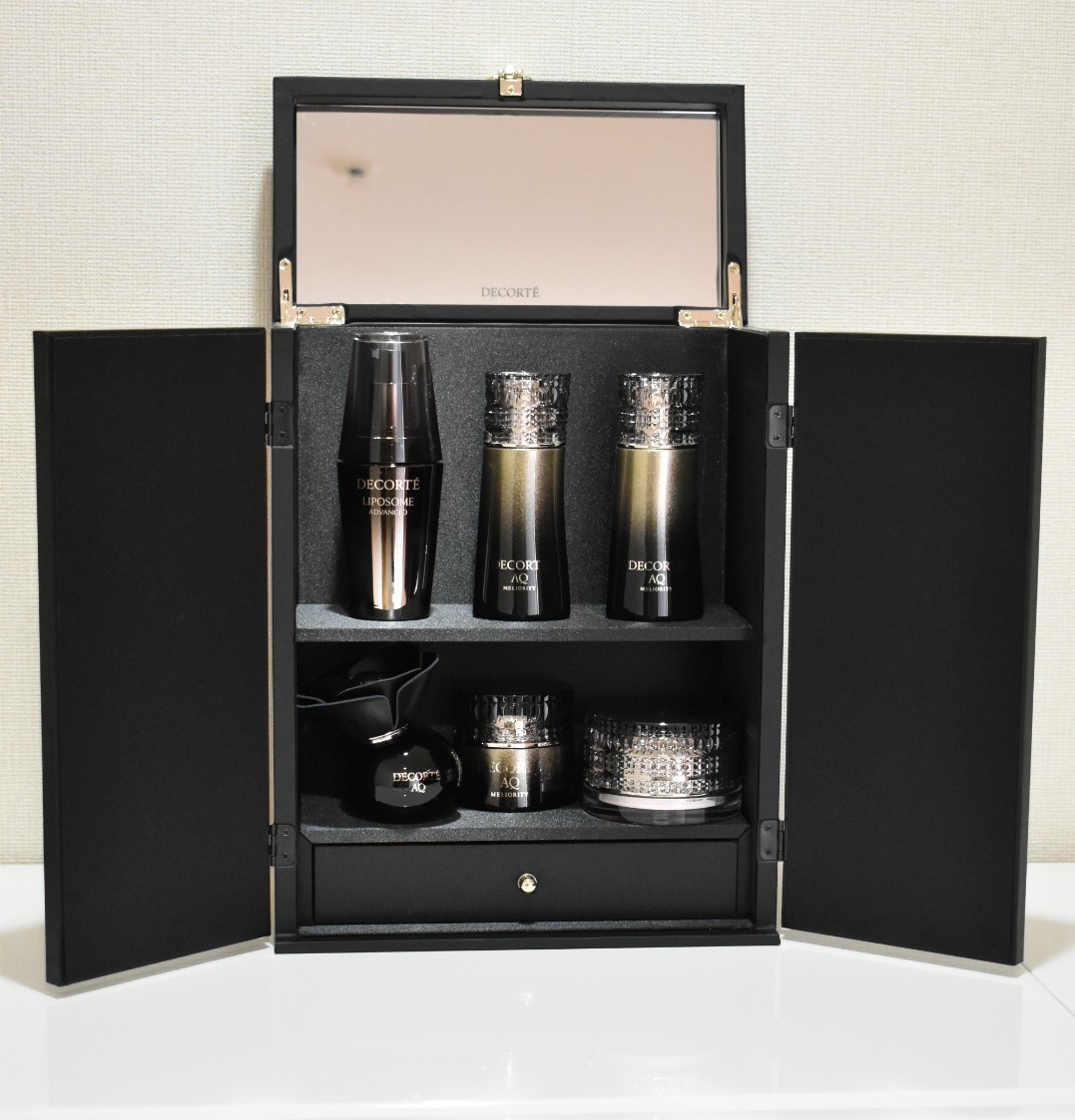 コスメデコルテ / エターナルエレガンス ボックスの公式商品情報｜美容