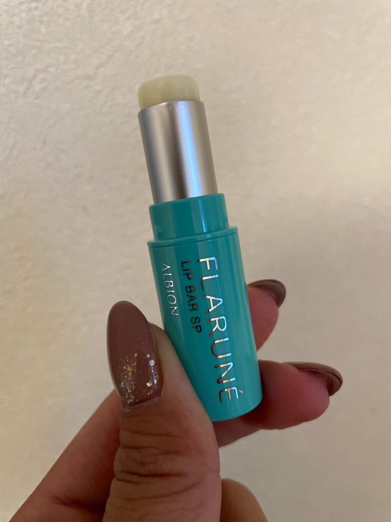 アルビオン / フラルネ リップバーの公式商品情報｜美容・化粧品情報は