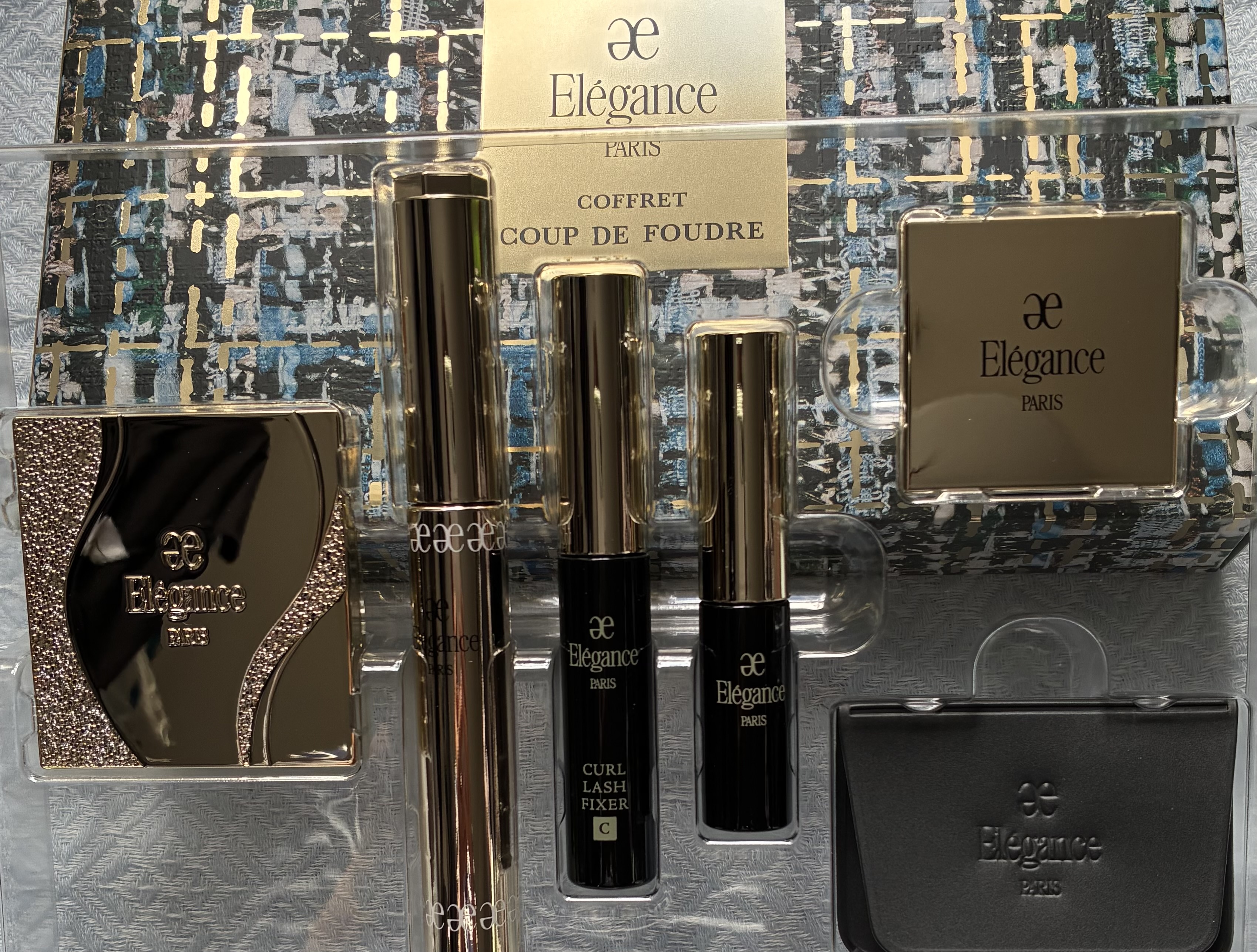 エレガンス / エレガンス コフレ クードゥフードルの公式商品情報