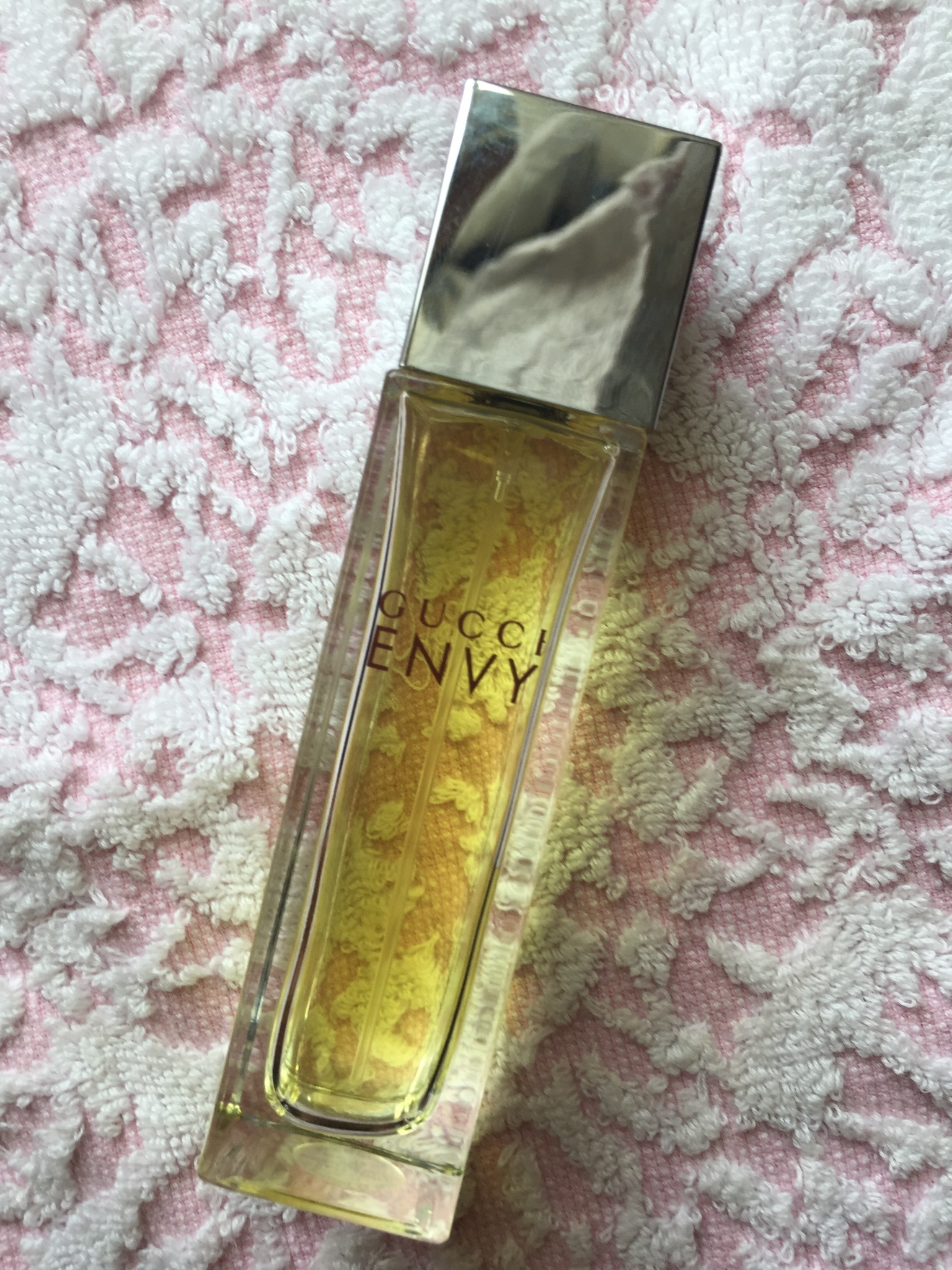 グッチ ビューティ / エンヴィ オードトワレの商品情報｜美容・化粧品