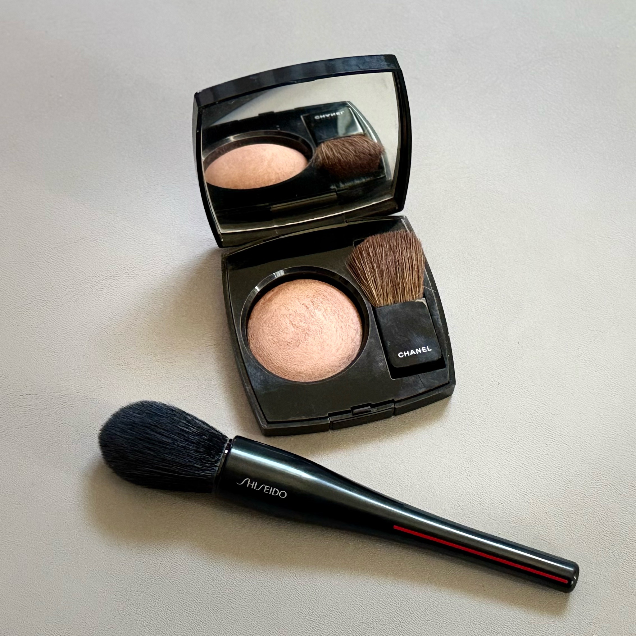 シャネル / ジュ コントゥラスト 370 エレガンスの公式商品情報｜美容