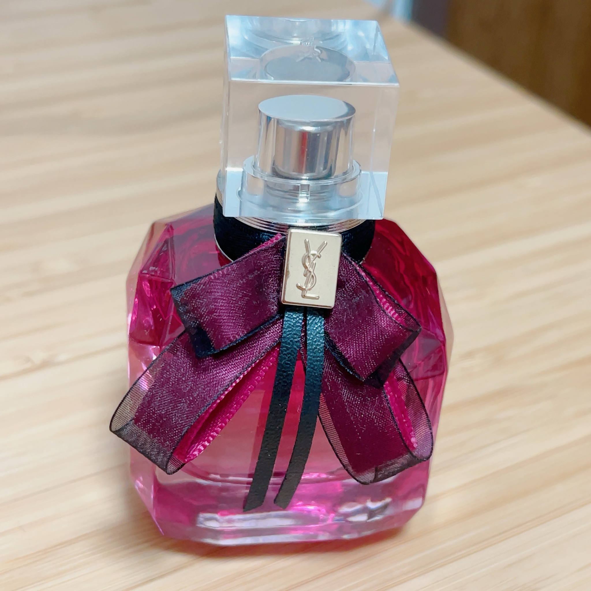 イヴ・サンローラン / モン パリ オーデパルファム アンタンス 30mlの