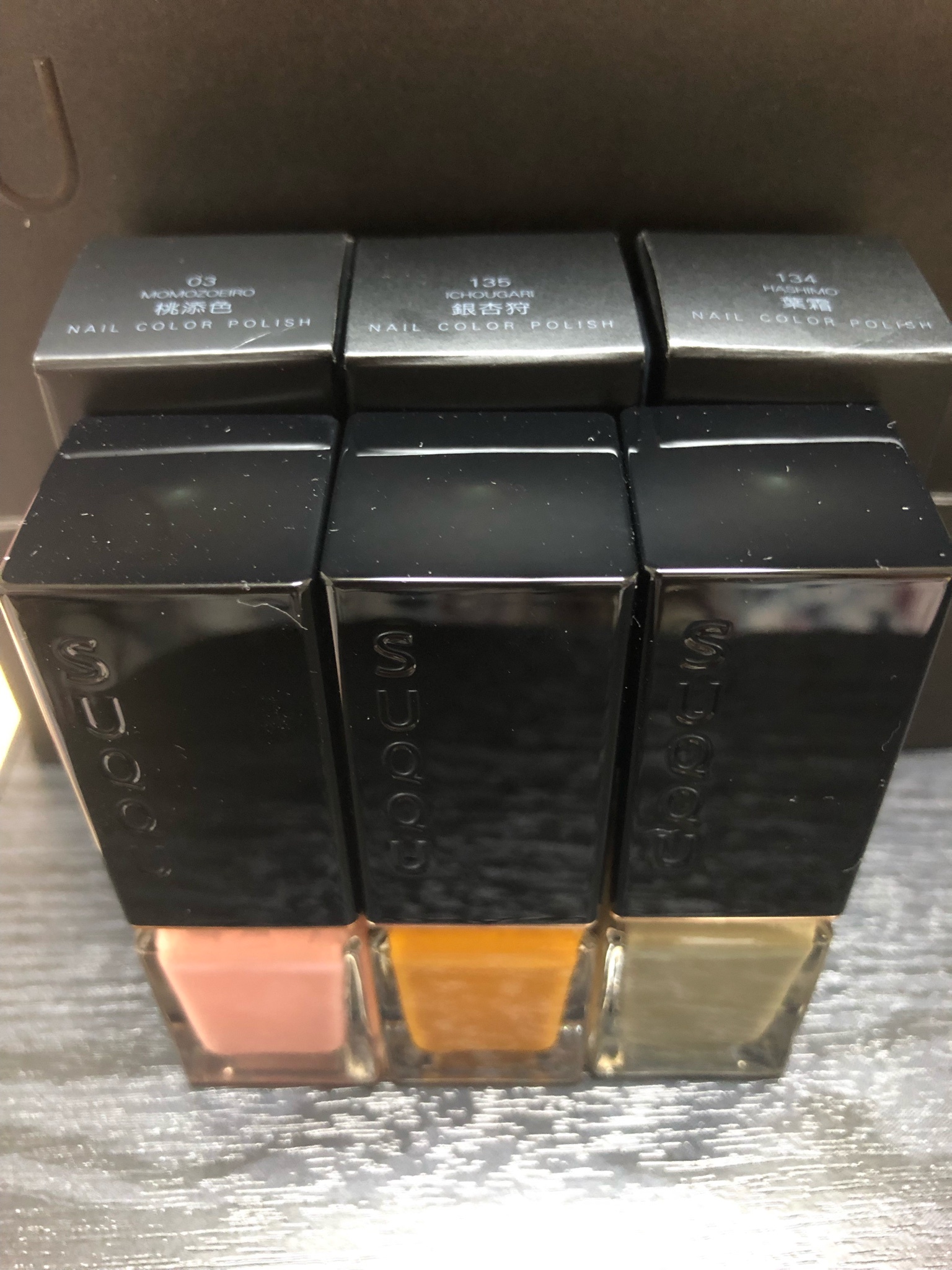 SUQQU(スック) / ネイル カラー ポリッシュ 134 葉霜 -HASHIMOの公式