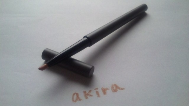 THREE / グラム タッチ リップライナーの公式商品情報｜美容・化粧品