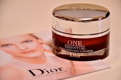 ディオール / カプチュール トータル ワン エッセンシャル マスクの