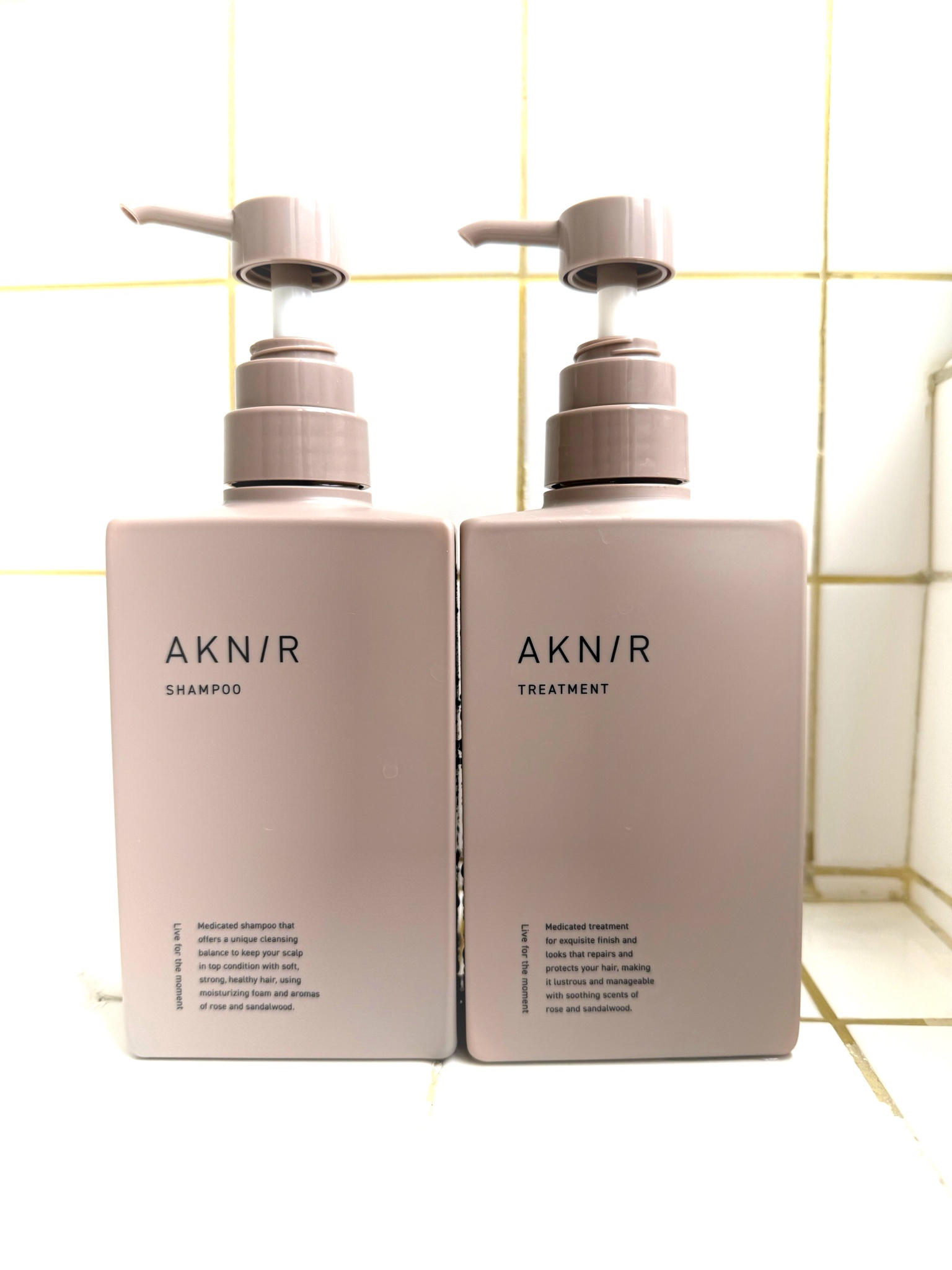 AKNIR(アクニー) / 薬用ヘアシャンプー＆トリートメント セットの公式