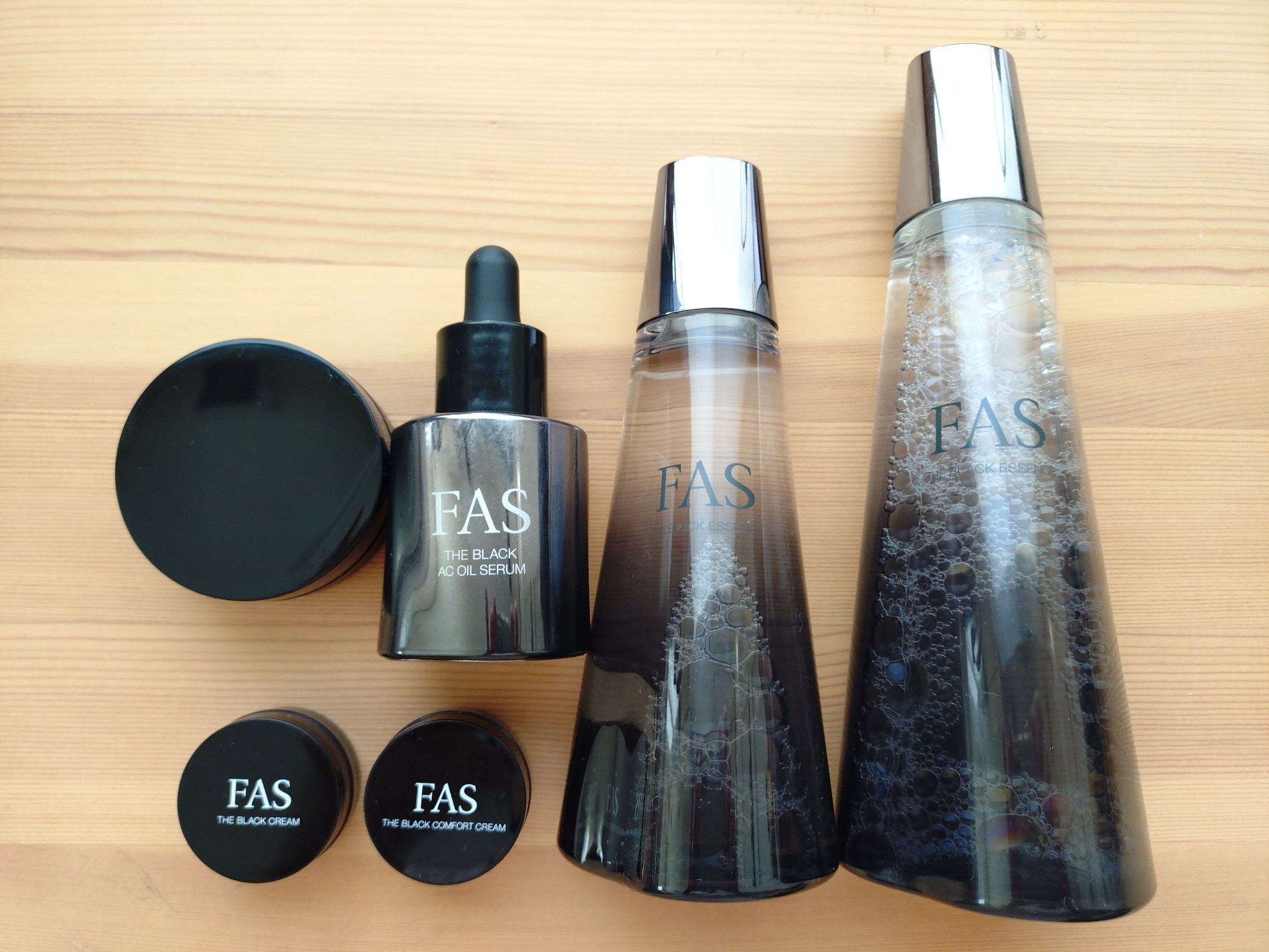 FAS / FAS ザ ブラック エッセンス 200mlの公式商品情報｜美容・化粧品