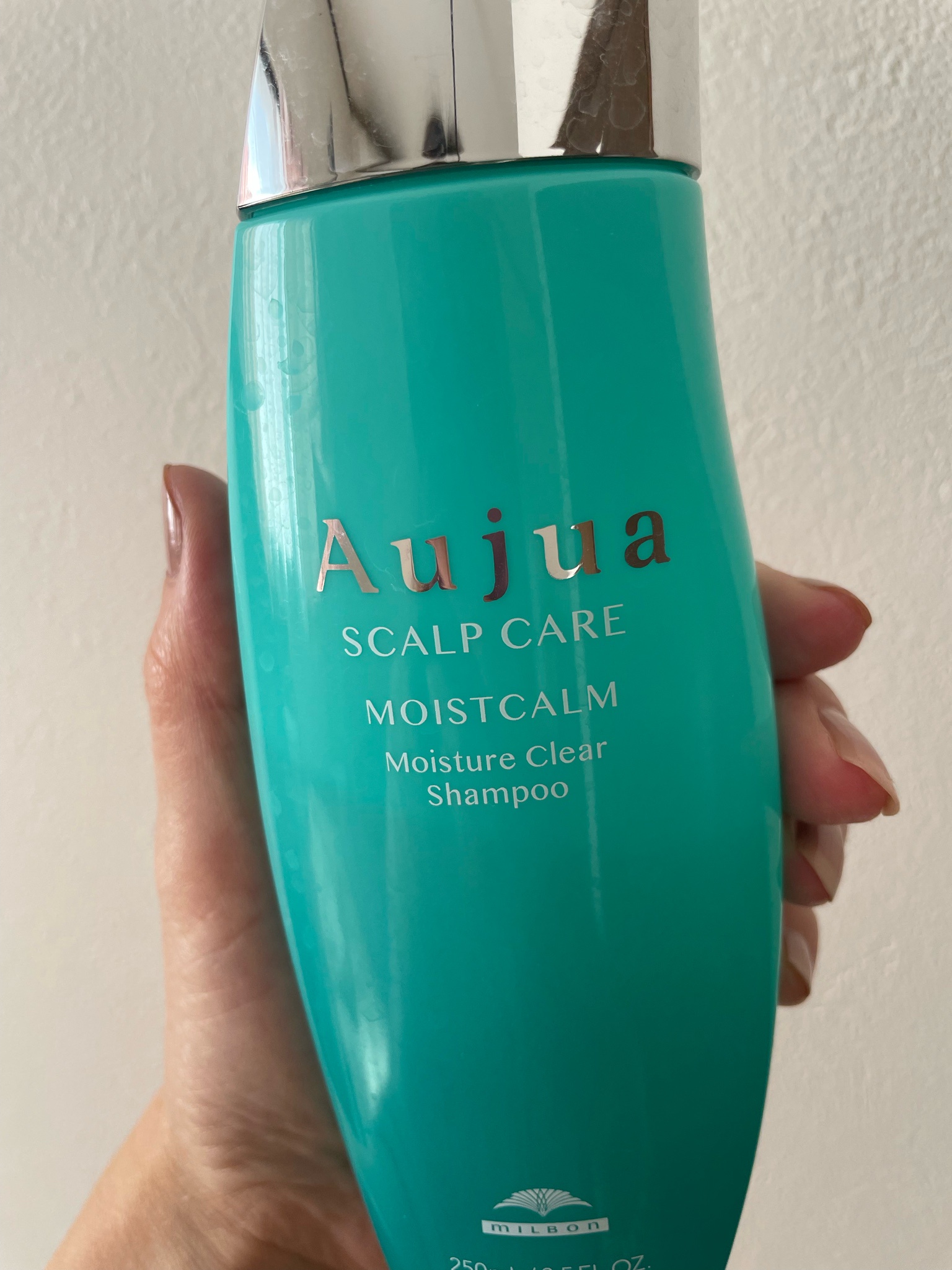 オージュア / モイストカーム モイスチュアクリアシャンプーの公式商品