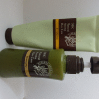 DHC / ナチュラルアロマ ヘアケアシャンプー／トリートメントの公式